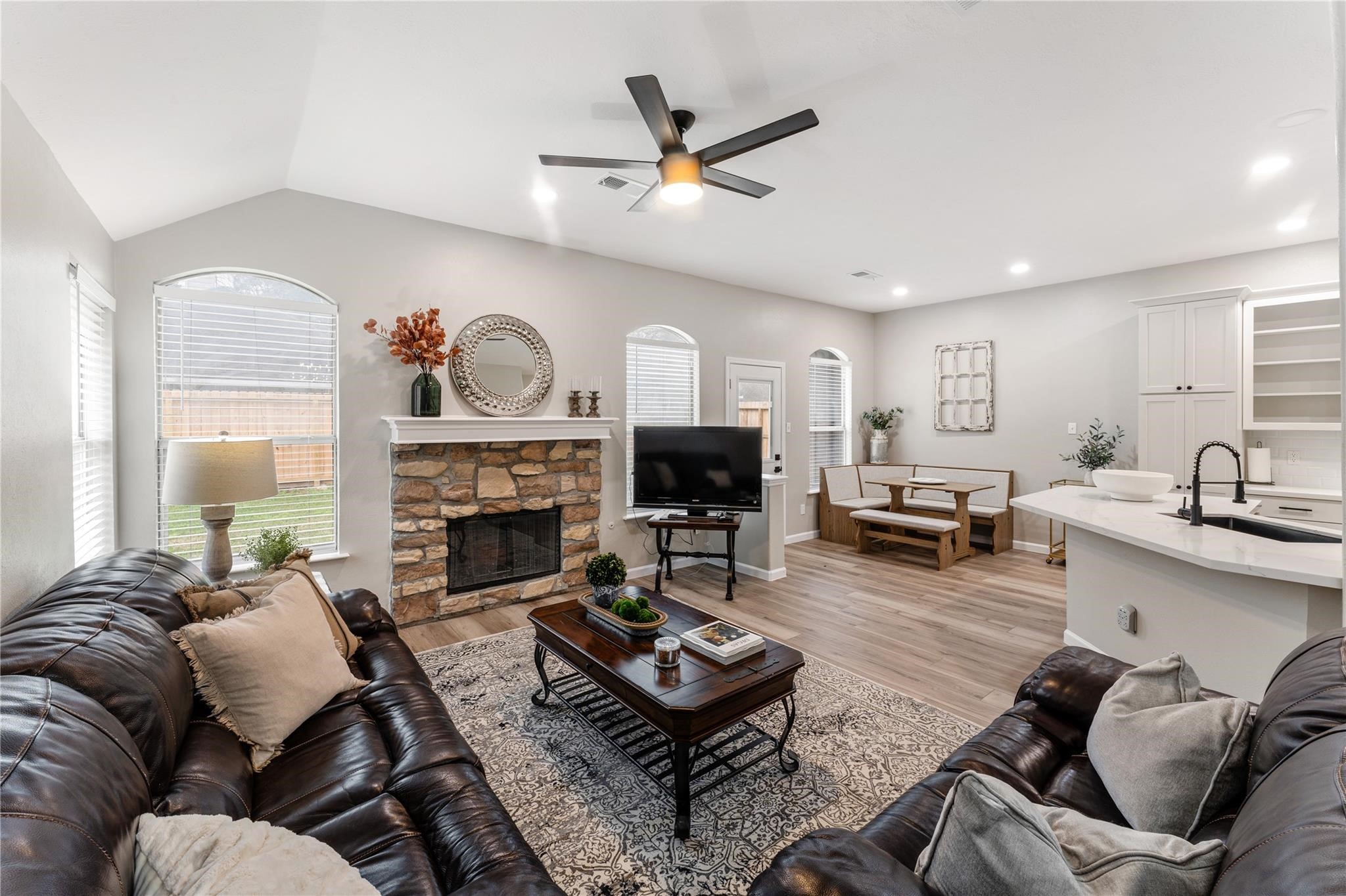 29 Cypress Bayou Court Property Photo 4