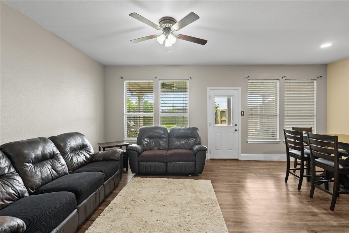 838 San Jacinto Circle Property Photo 6