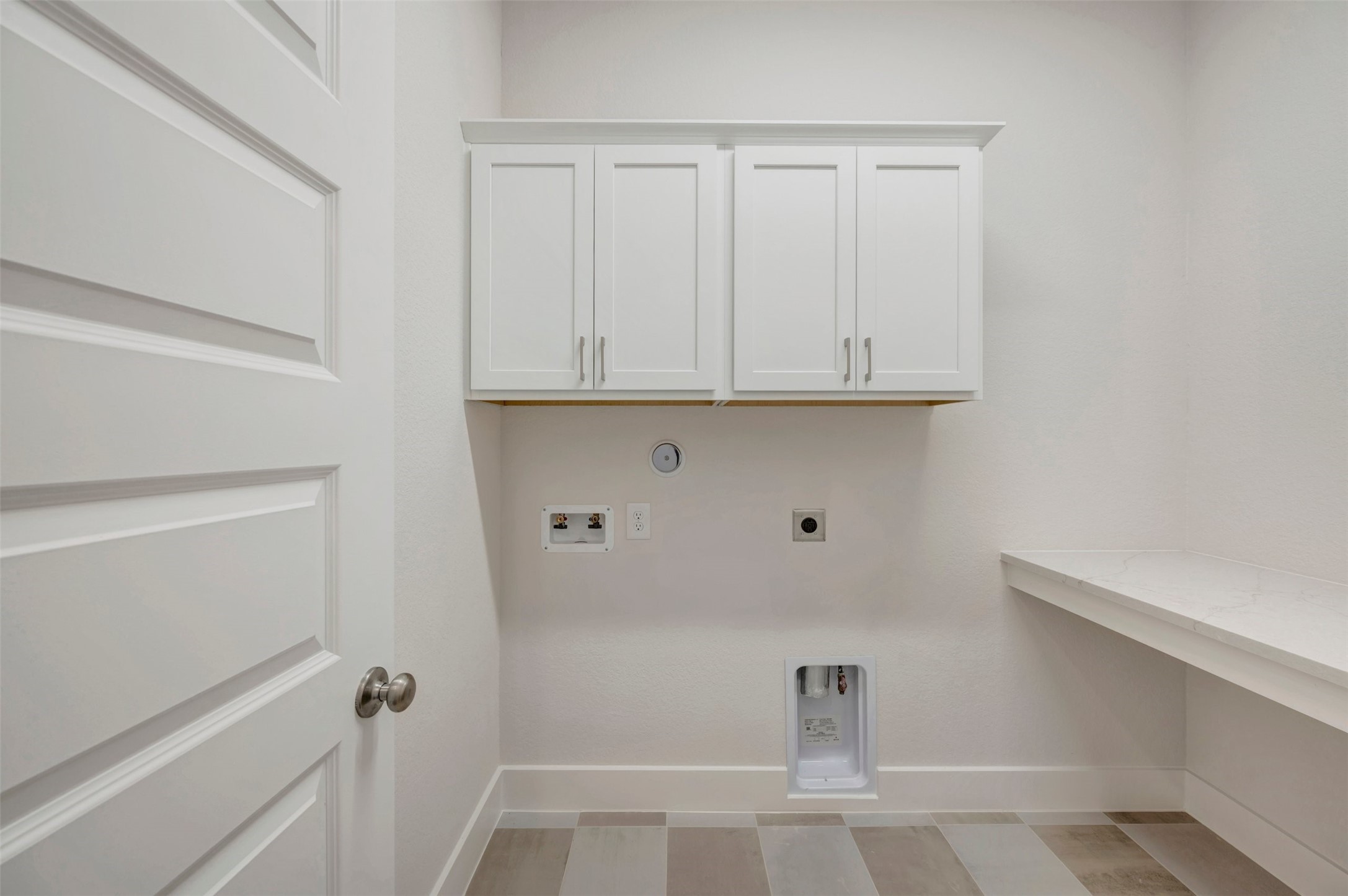 16734 Vibrant Avenue Property Photo 19