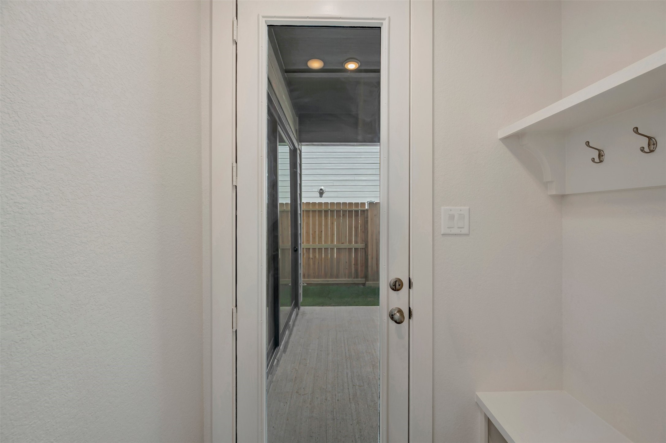 16734 Vibrant Avenue Property Photo 31