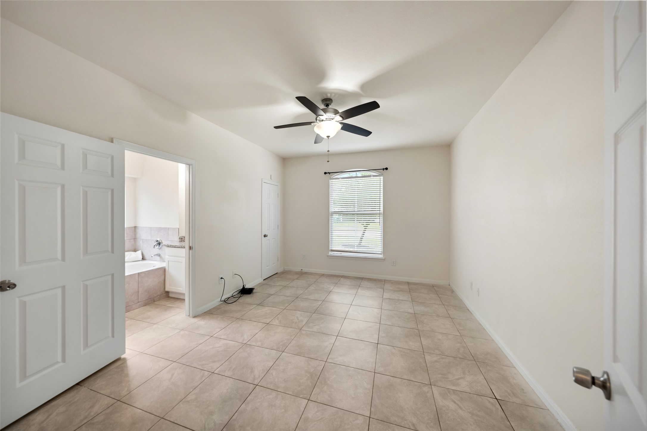 5207 Perry Street Property Photo 13