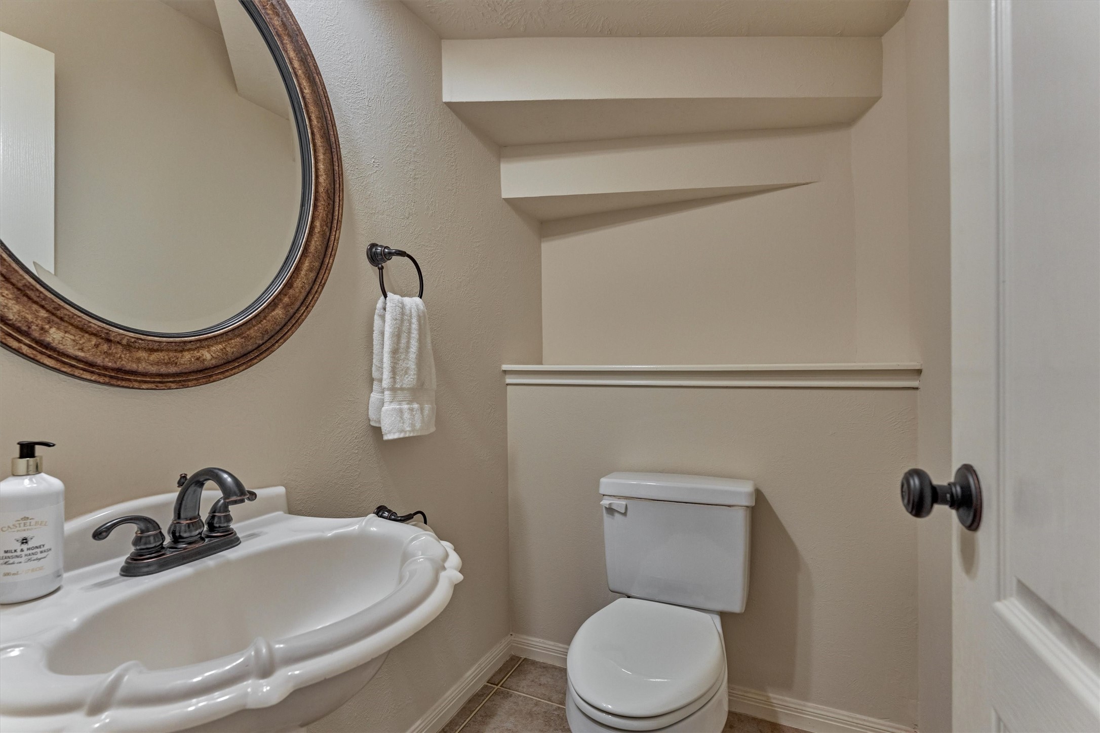 6615 Haughton Drive Property Photo 12