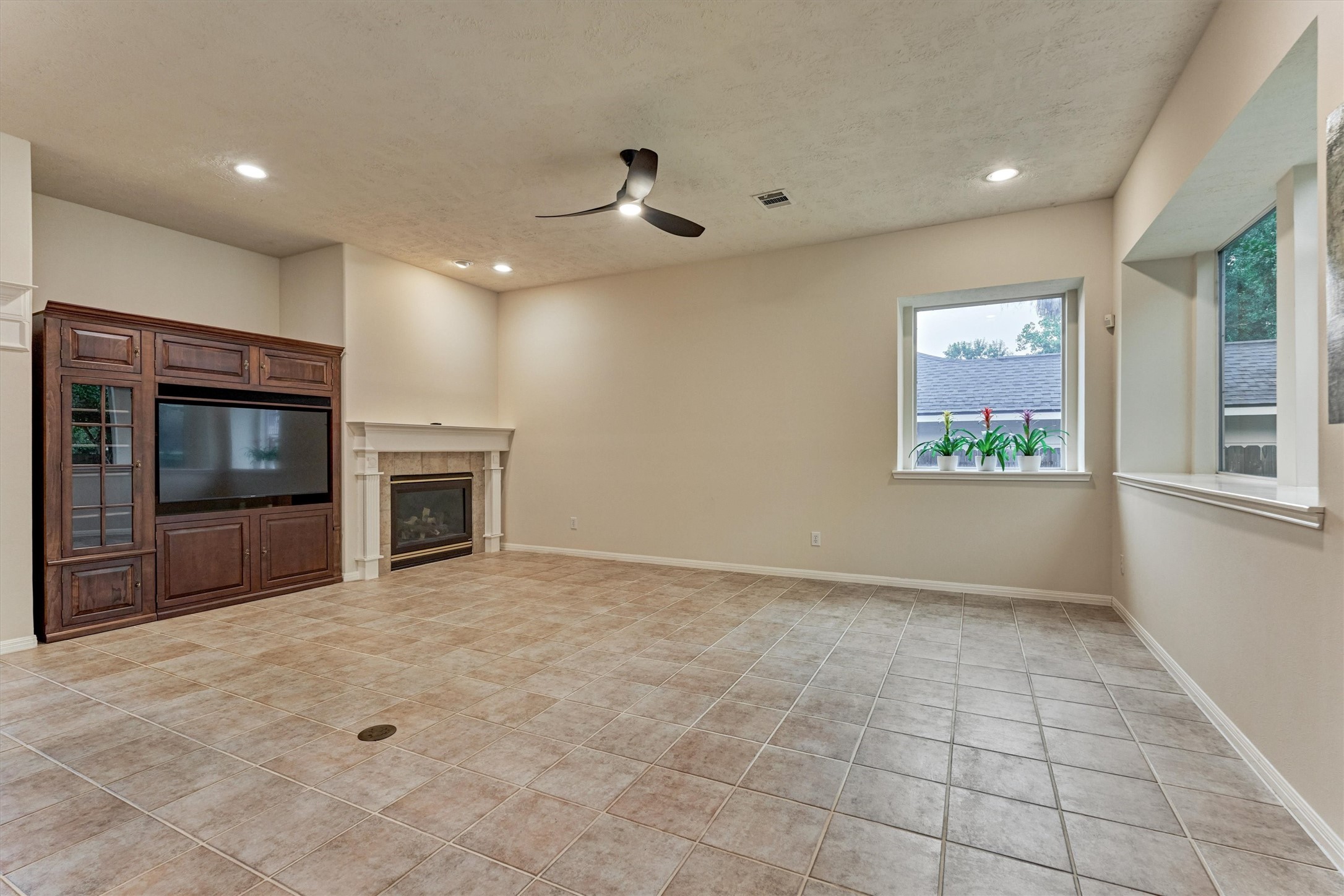 6615 Haughton Drive Property Photo 21