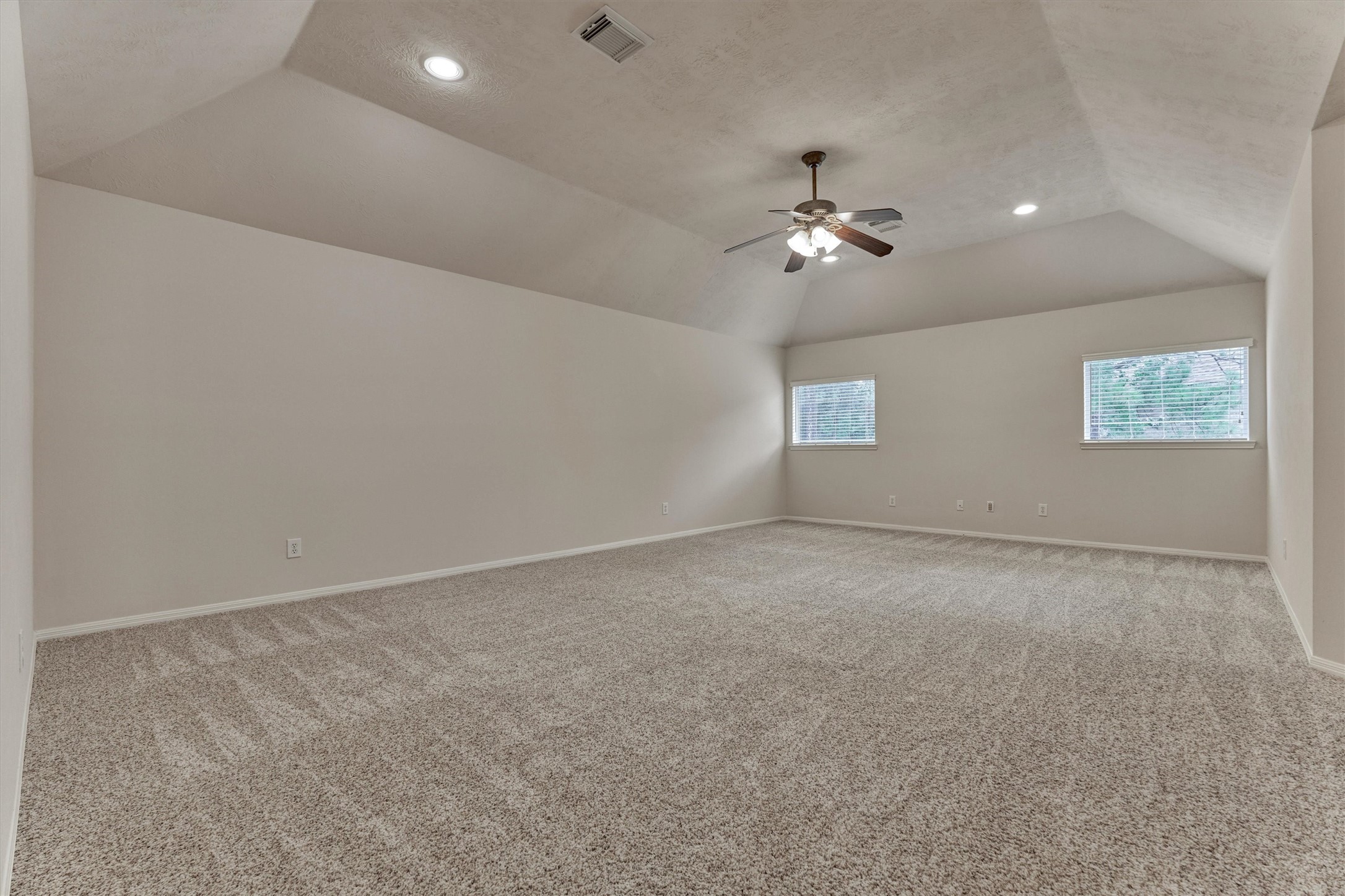 6615 Haughton Drive Property Photo 31