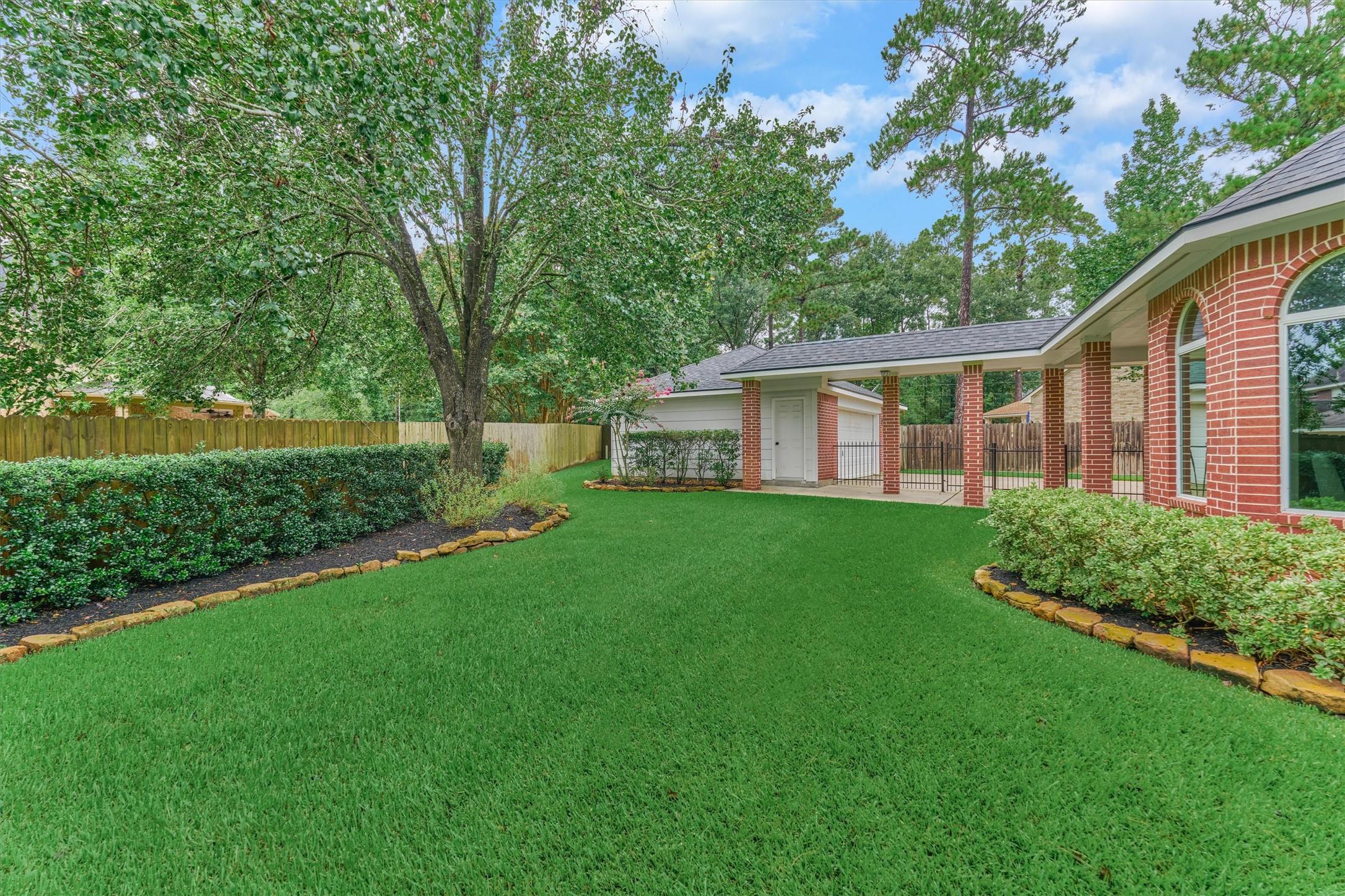 6615 Haughton Drive Property Photo 45