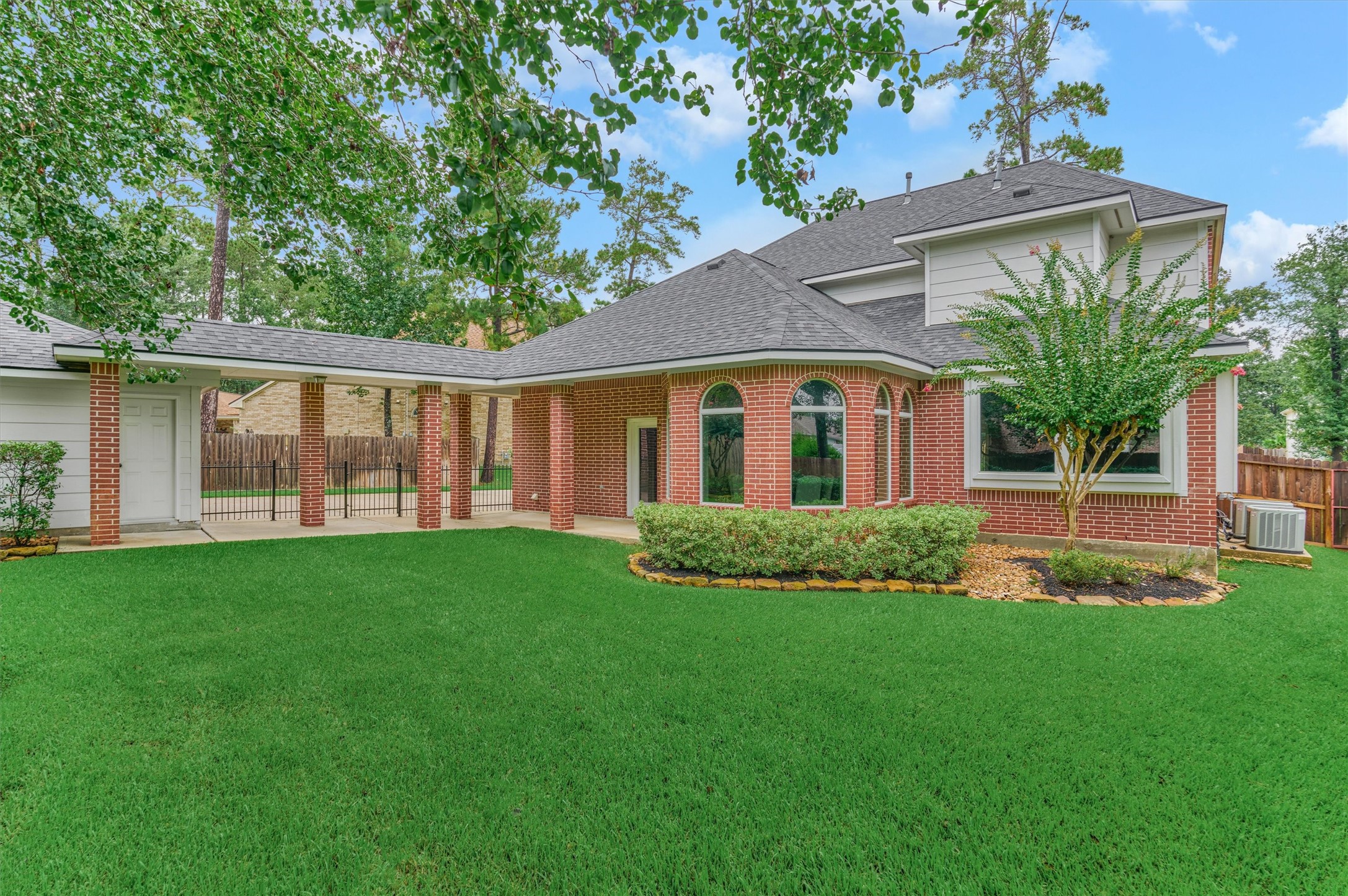 6615 Haughton Drive Property Photo 46