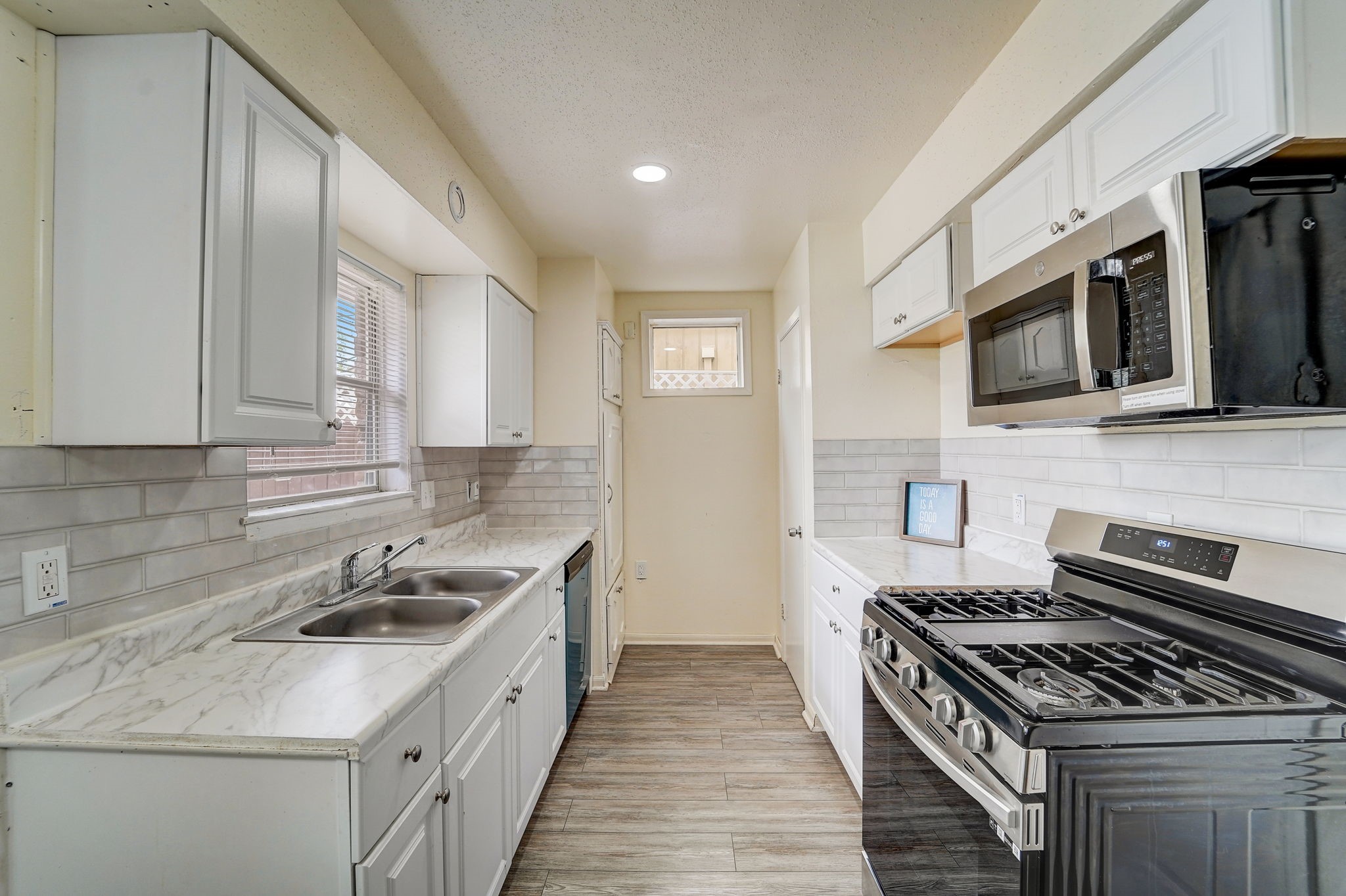 8851 Alcott Property Photo 10