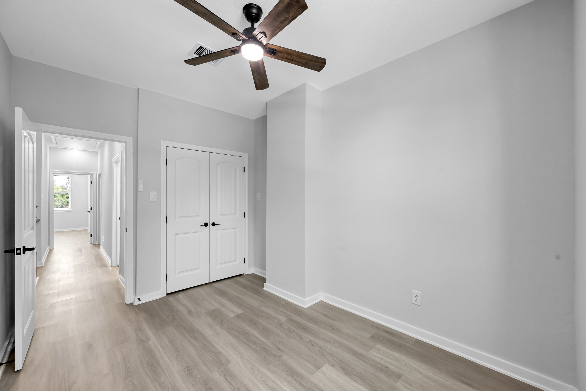 14833 Spica Court Property Photo 2