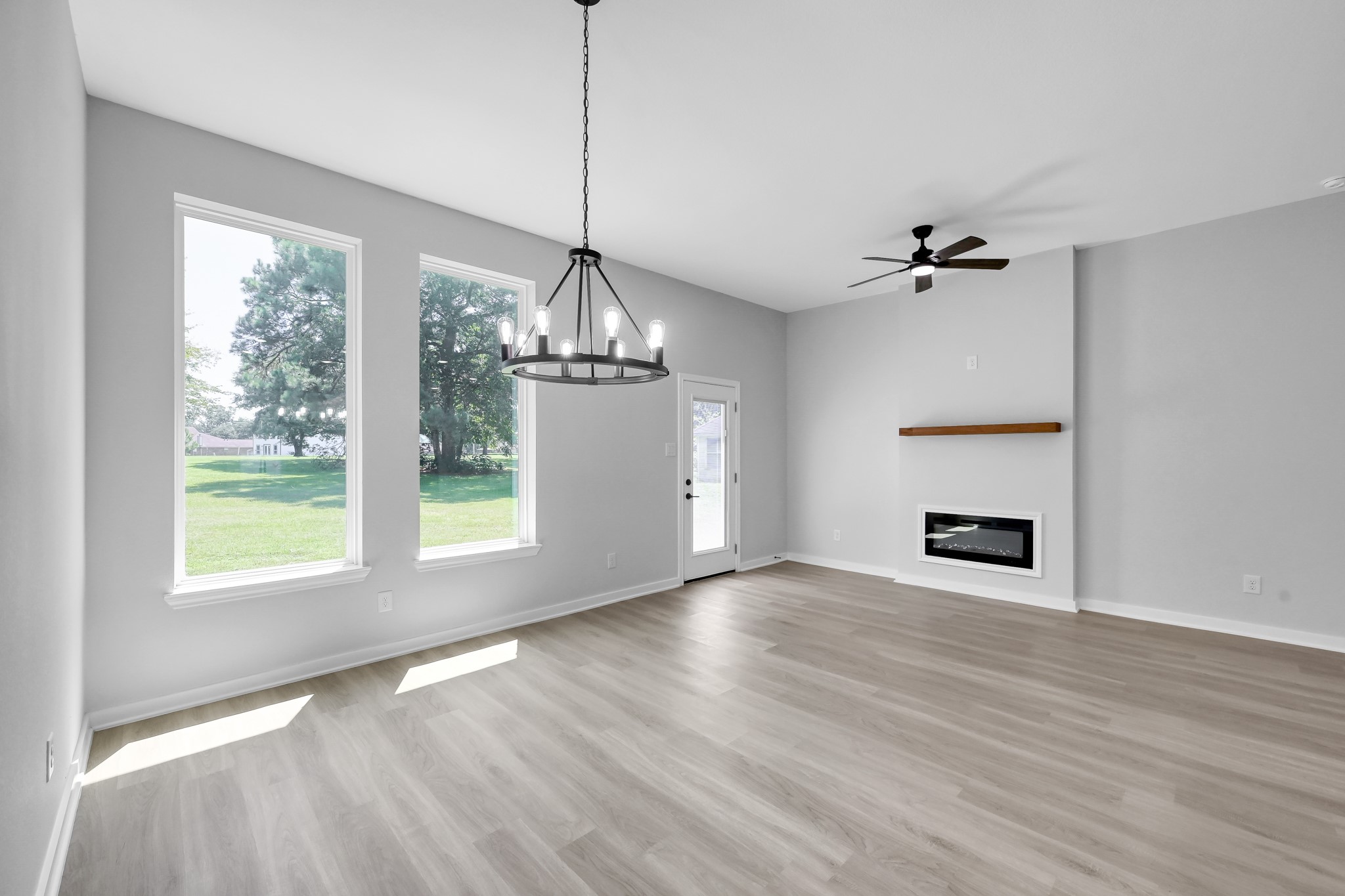 14833 Spica Court Property Photo 19
