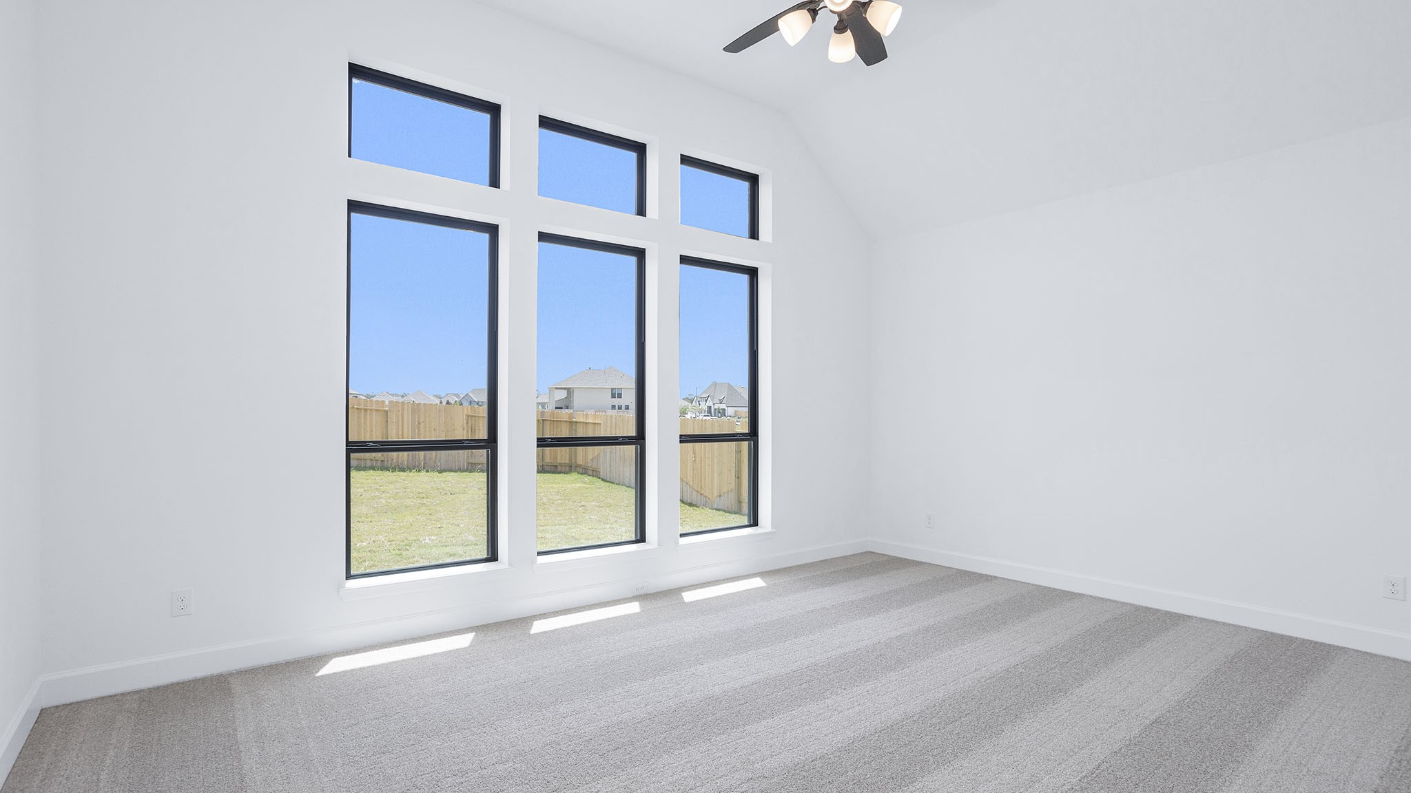 506 Koda Bear Court Property Photo 4