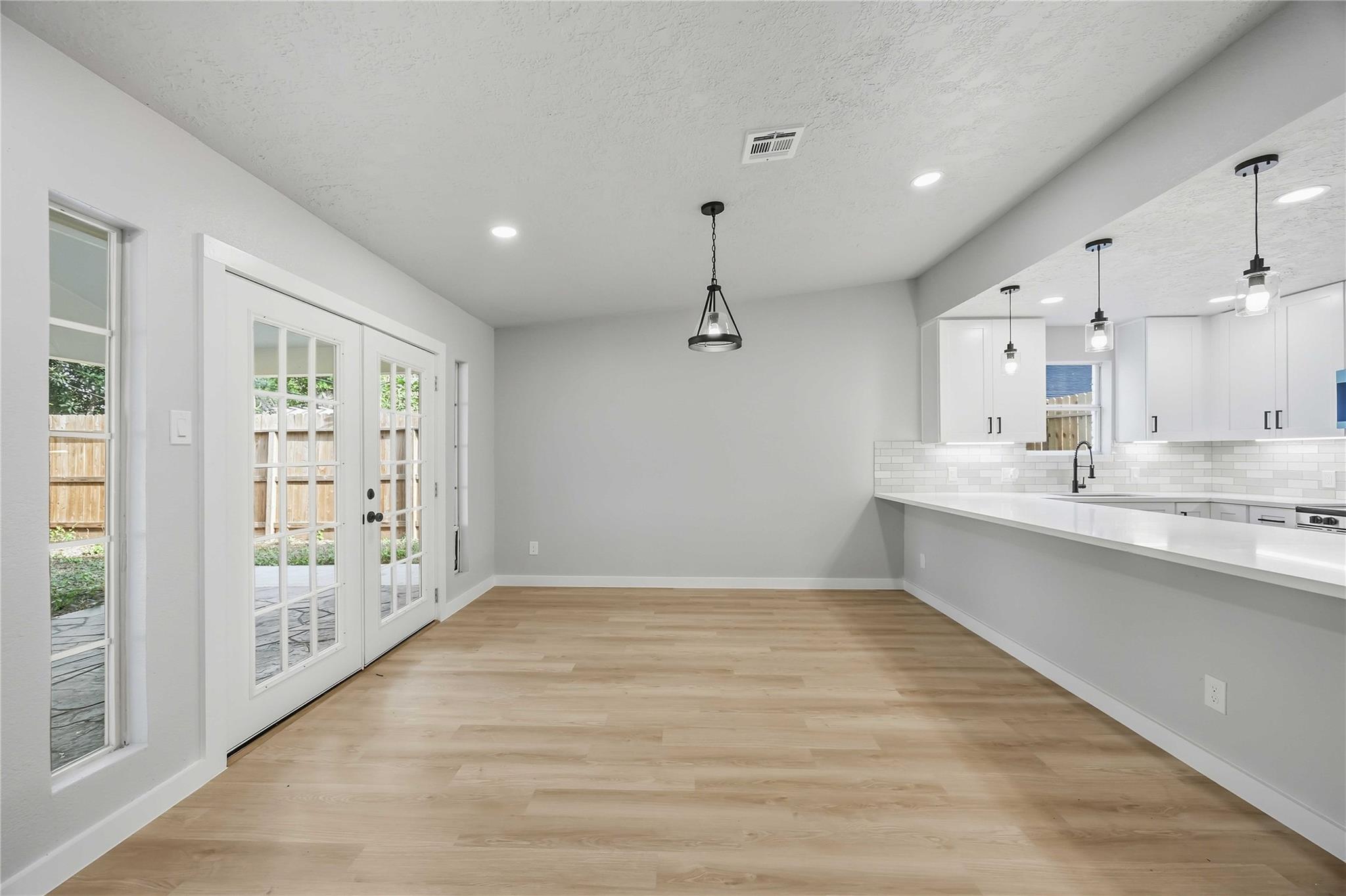 12006 Ashcroft Drive, Houston Tx 77035 Property Photo 12