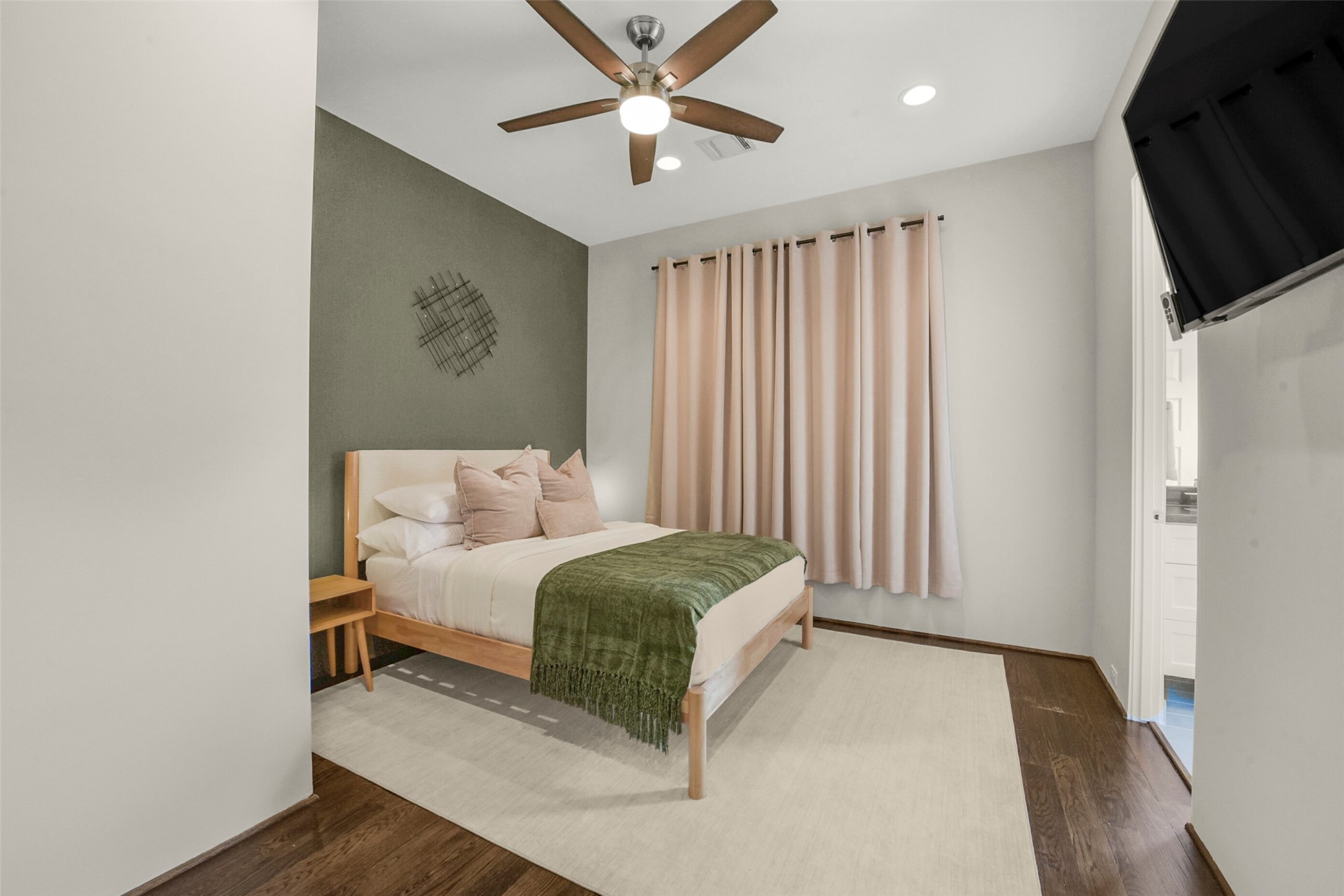 1520 Malone Street Property Photo 29