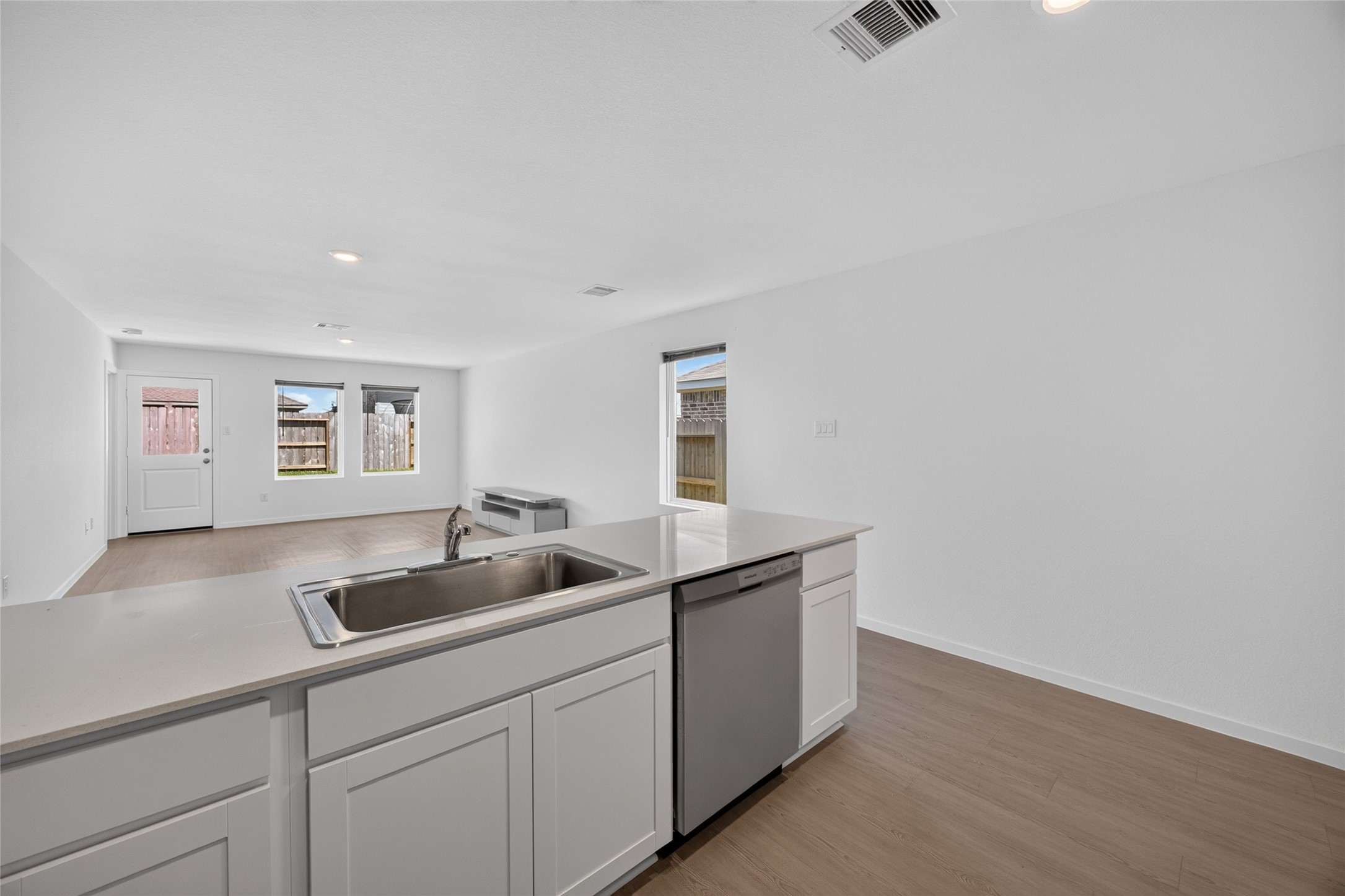 26722 Cascade Sunrise Street Property Photo 13