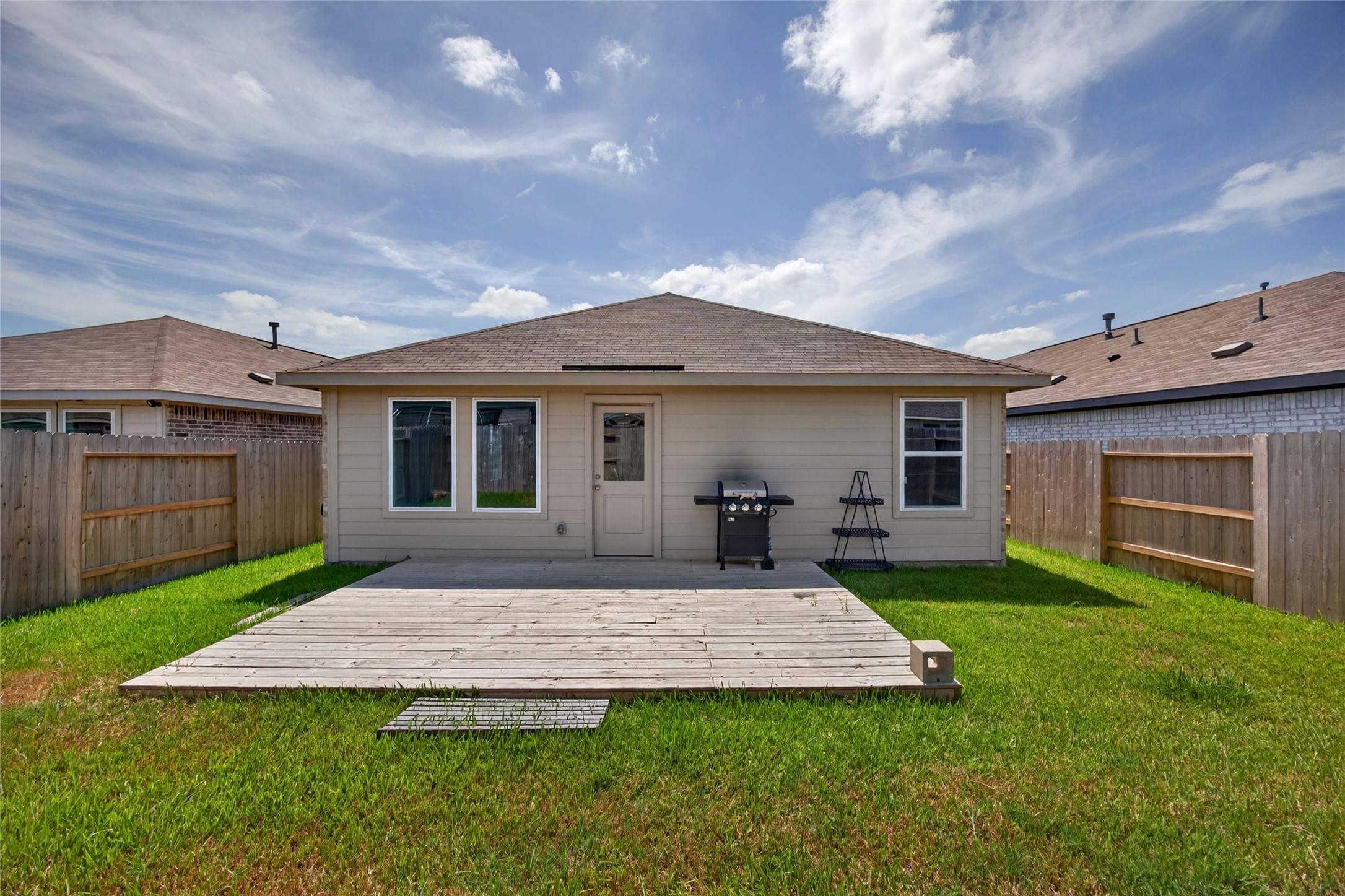 26722 Cascade Sunrise Street Property Photo 26