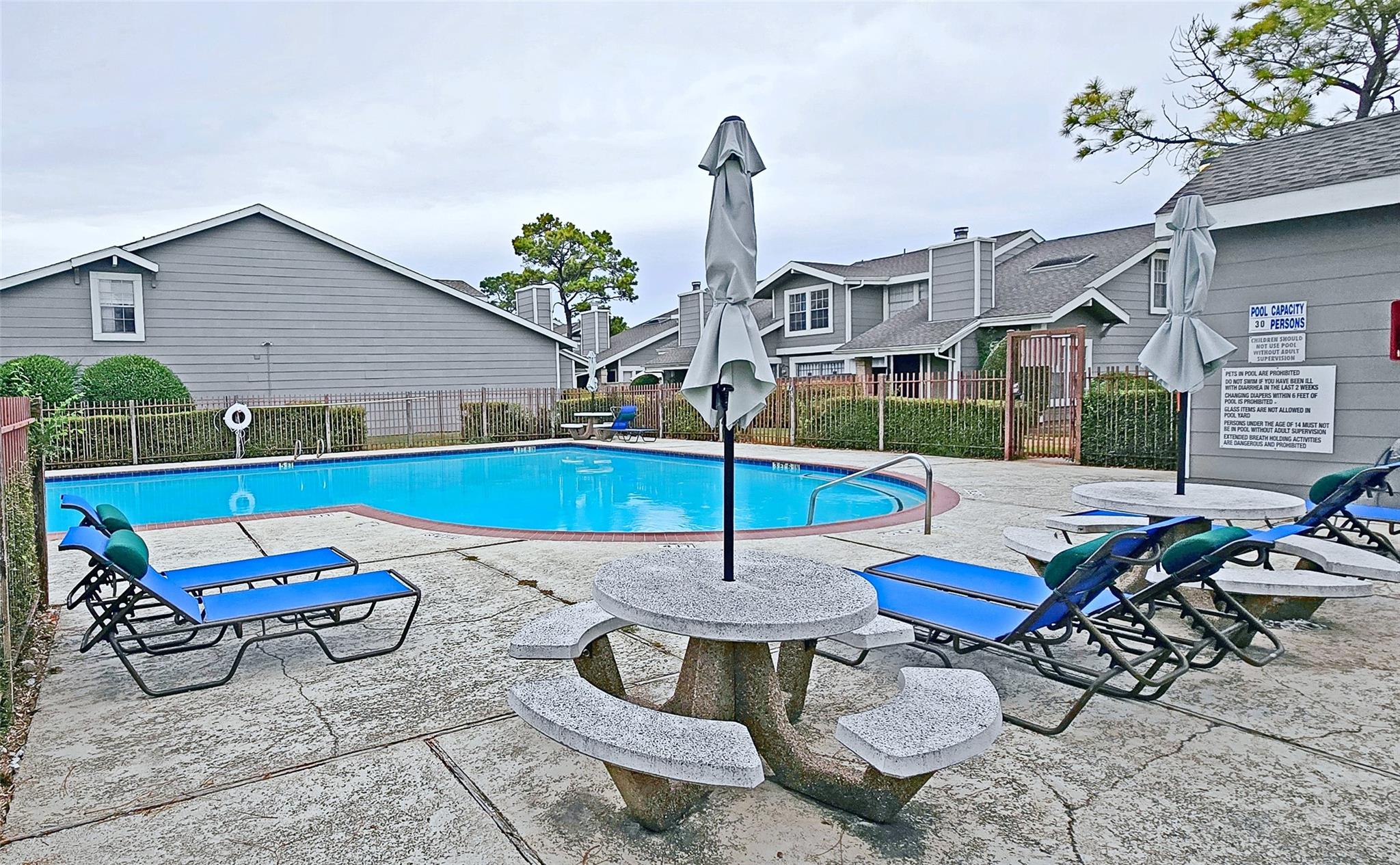 12212 Coppertree Lane # 122, Houston Tx 77035 Property Photo 13