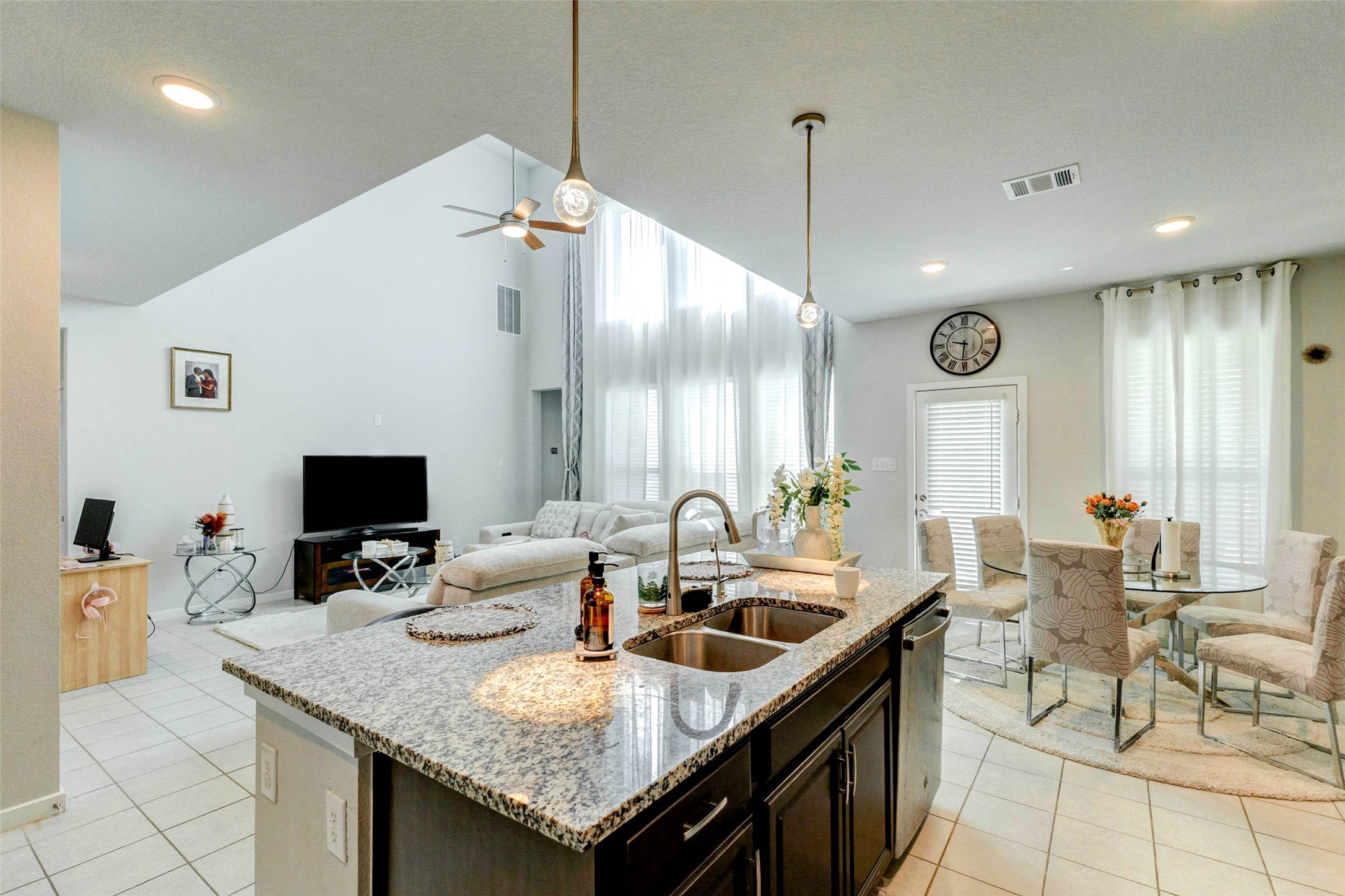 27985 Seger Bend Trail Property Photo 6