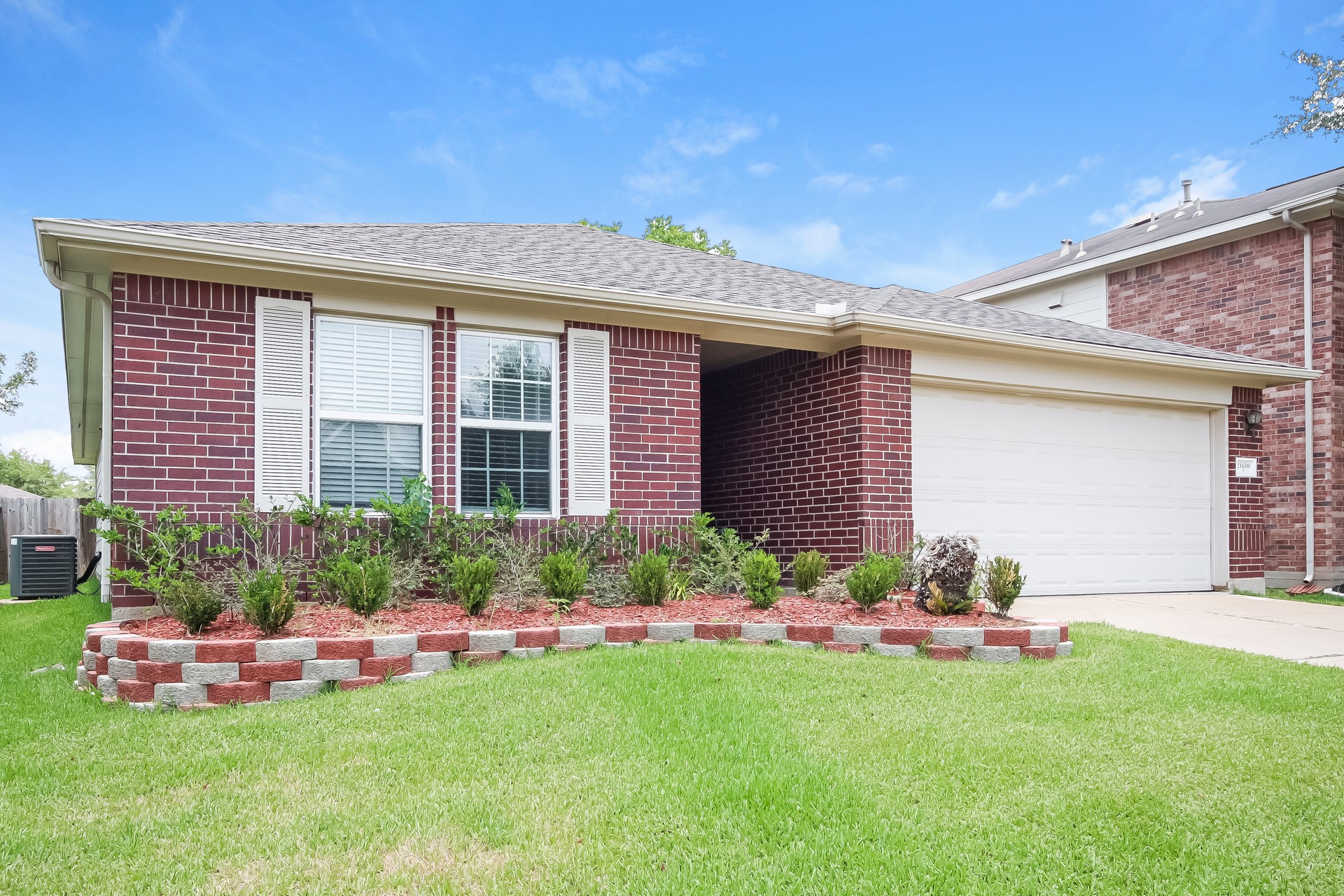 21610 Gannet Peak Way Property Photo 1