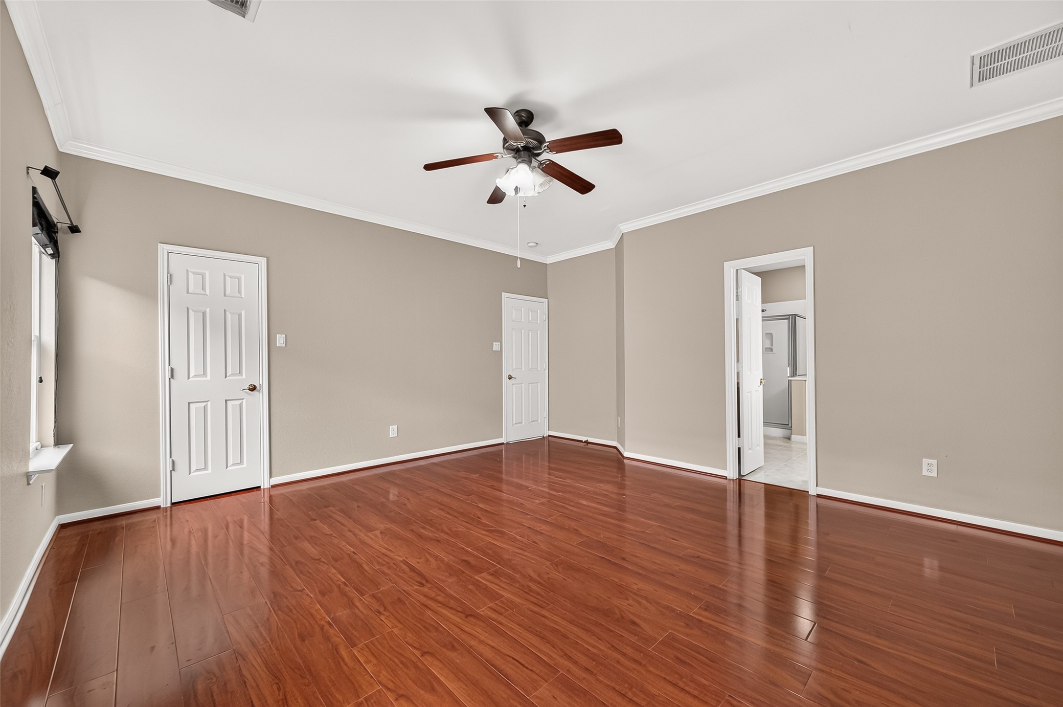 3223 Legends Creek Drive Property Photo 11