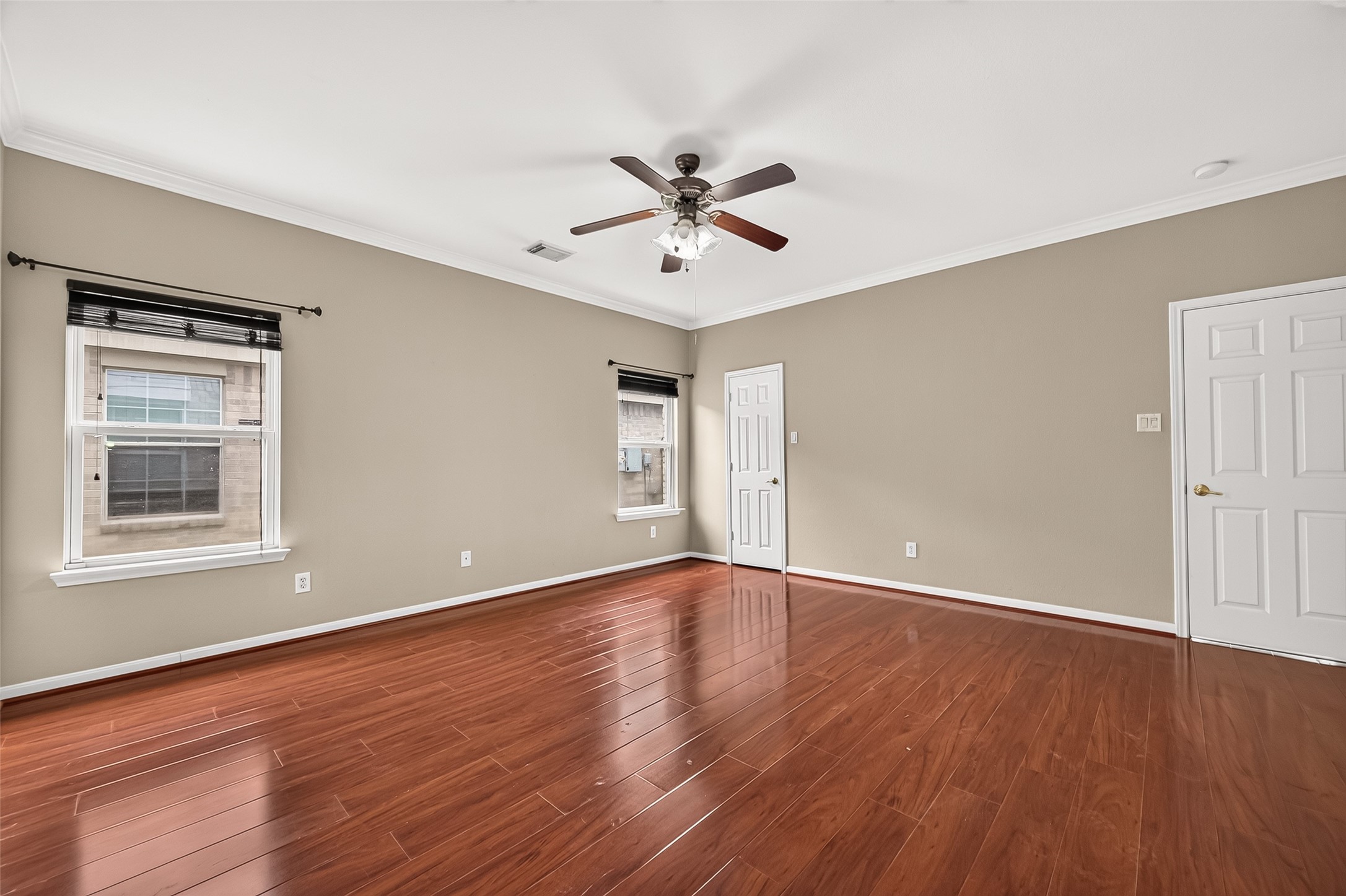 3223 Legends Creek Drive Property Photo 12