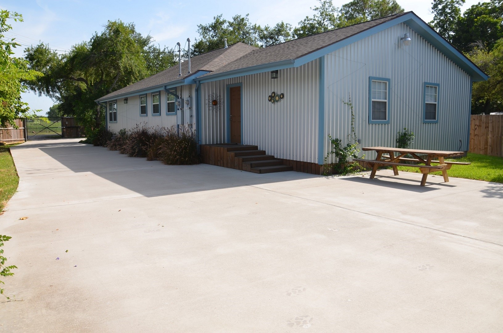 11608 Old Main Street Loop Road Property Photo 4