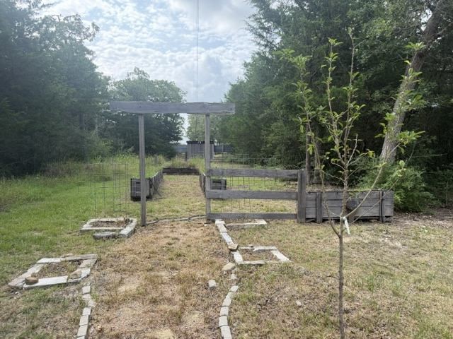 2203 Dead End Lane Property Photo 32