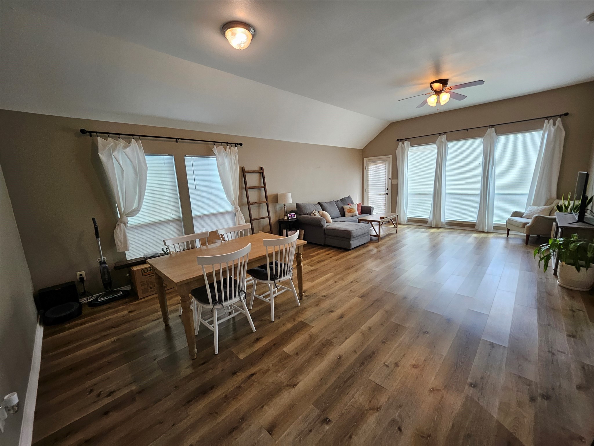 6002 Fulton Meadows Lane Property Photo 1