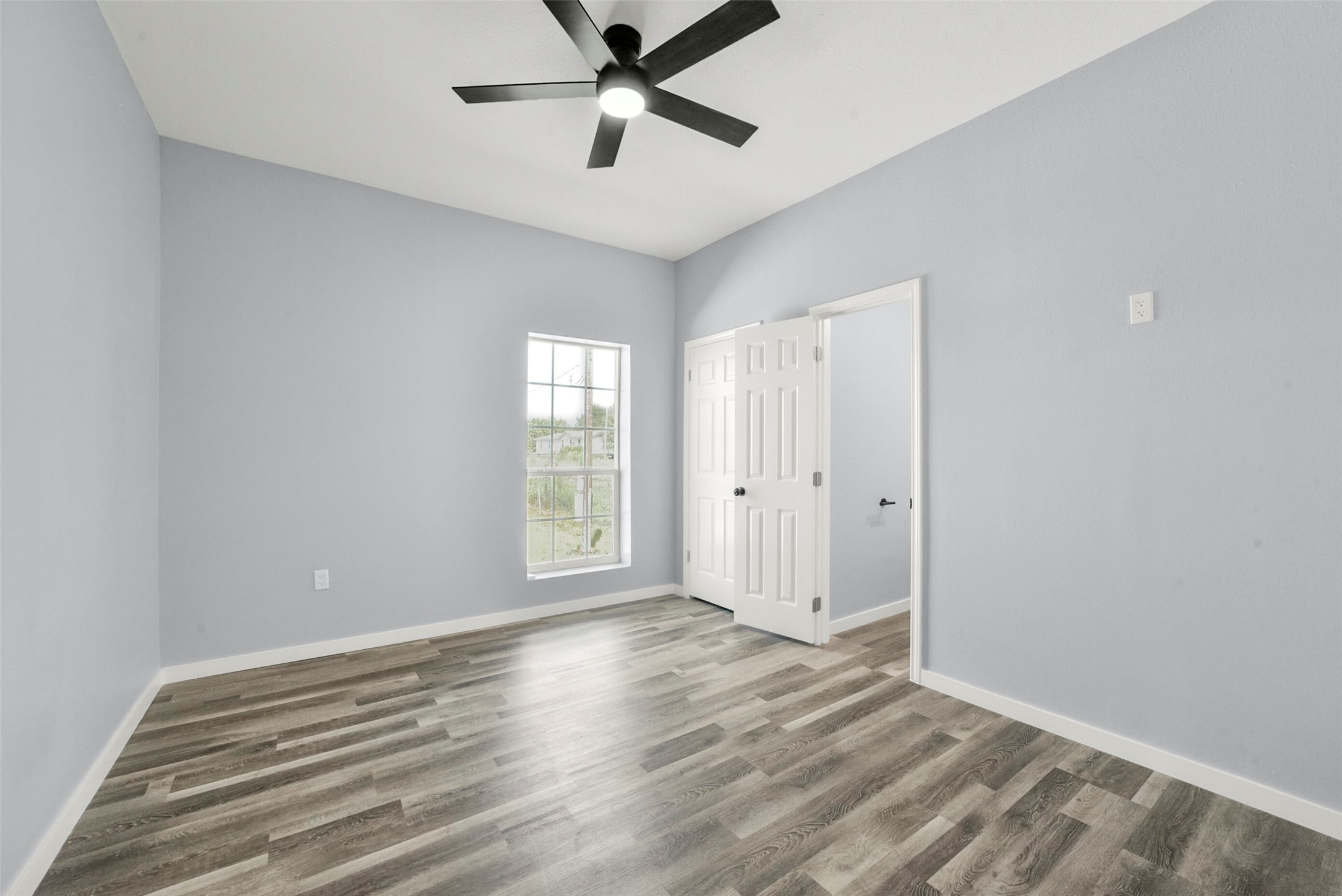 262 County Road 3552 Property Photo 27