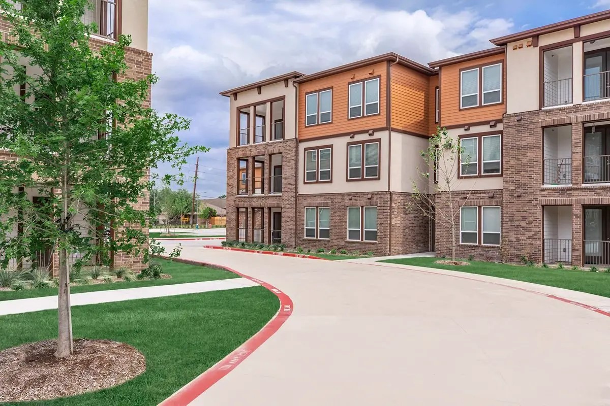 540 Richcrest Dr Property Photo 1