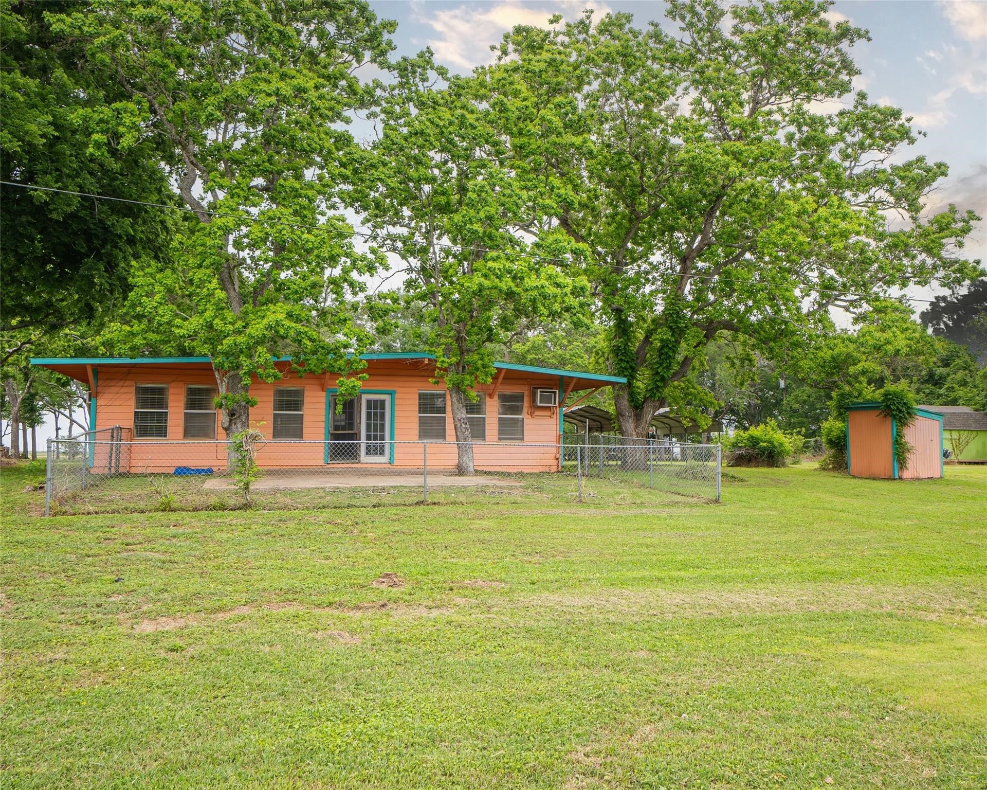 357 County Road 296 Property Photo 1