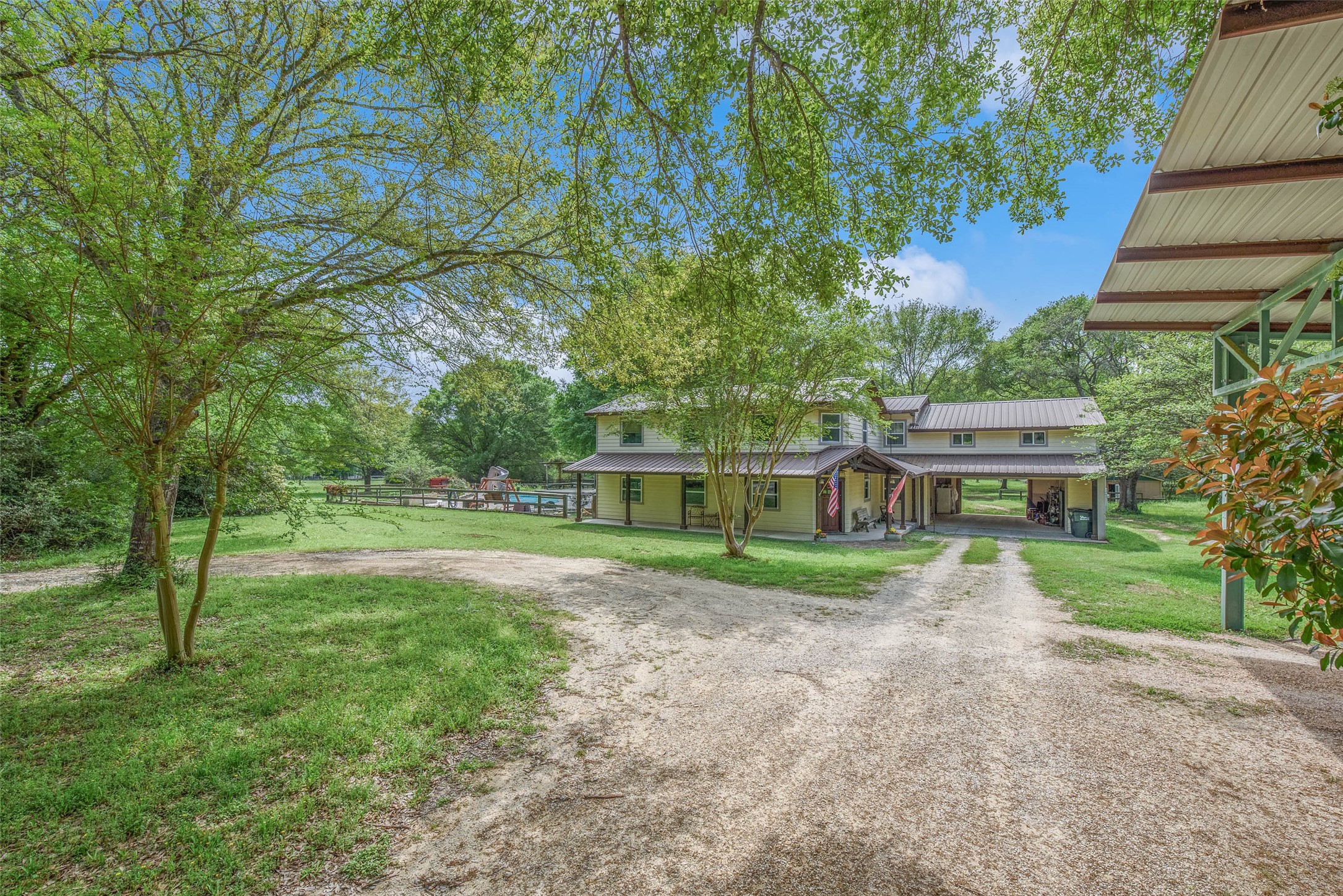640 Piney Creek Road Property Photo