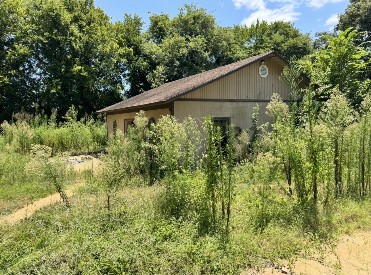 320 County Road 2031 Property Photo 1
