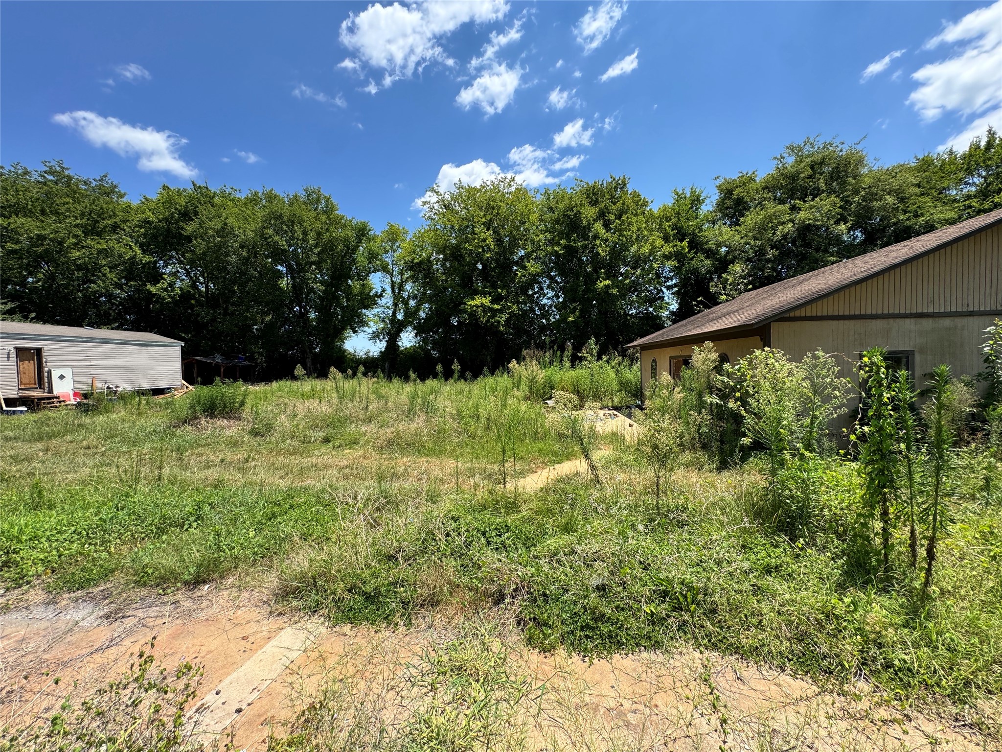 320 County Road 2031 Property Photo 11