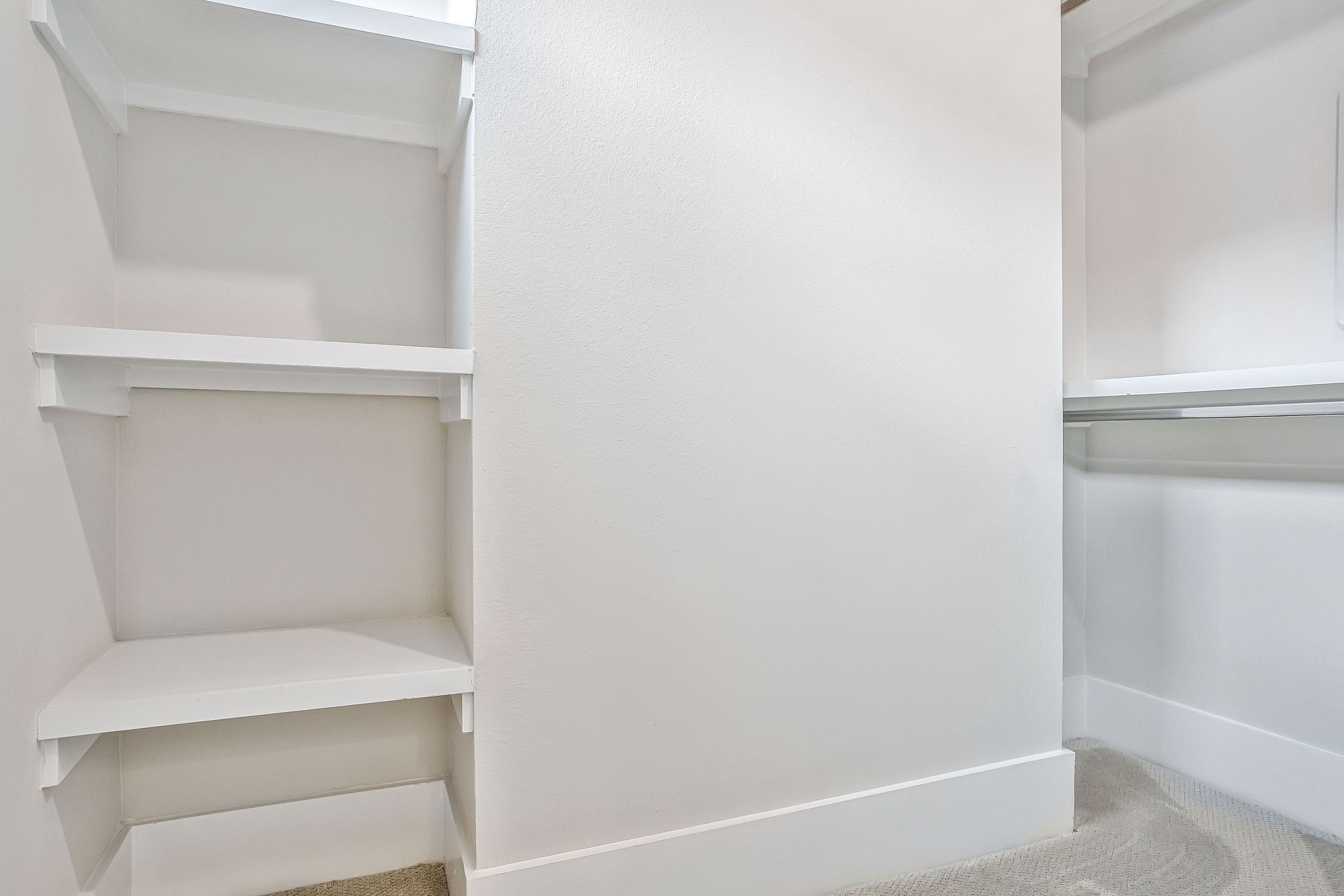 838 Fisher Street B Property Photo 16