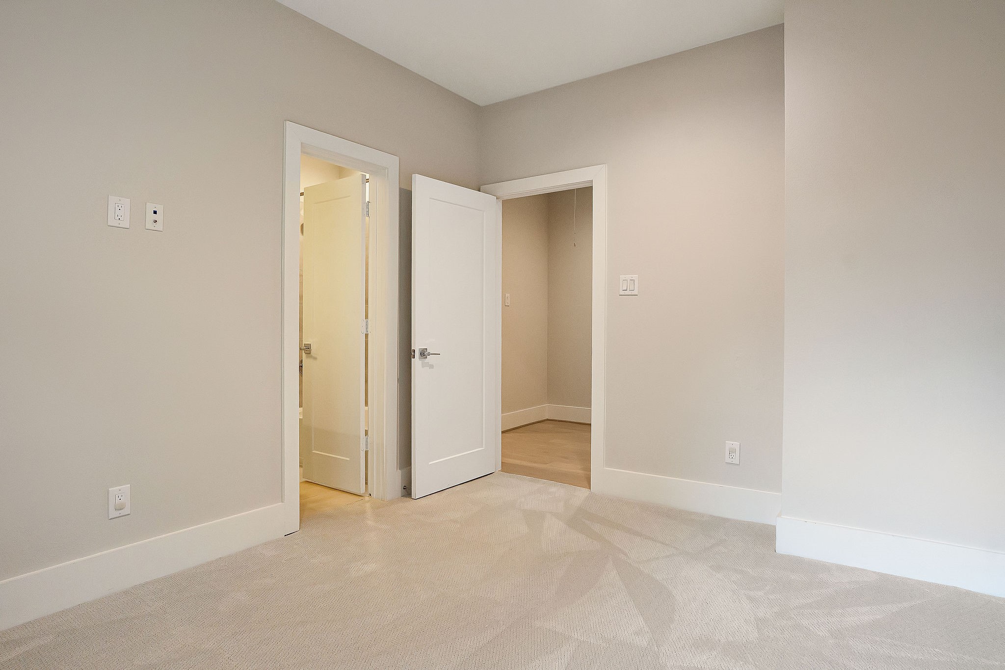 838 Fisher Street B Property Photo 19