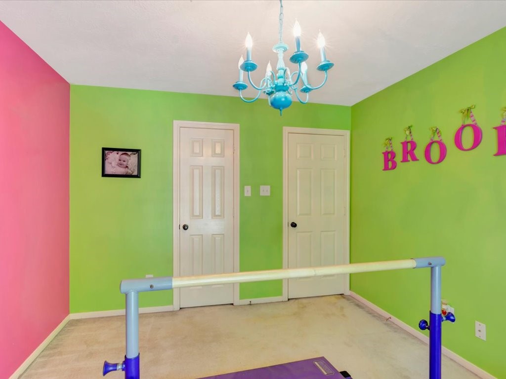1118 Columbia Court Property Photo 33