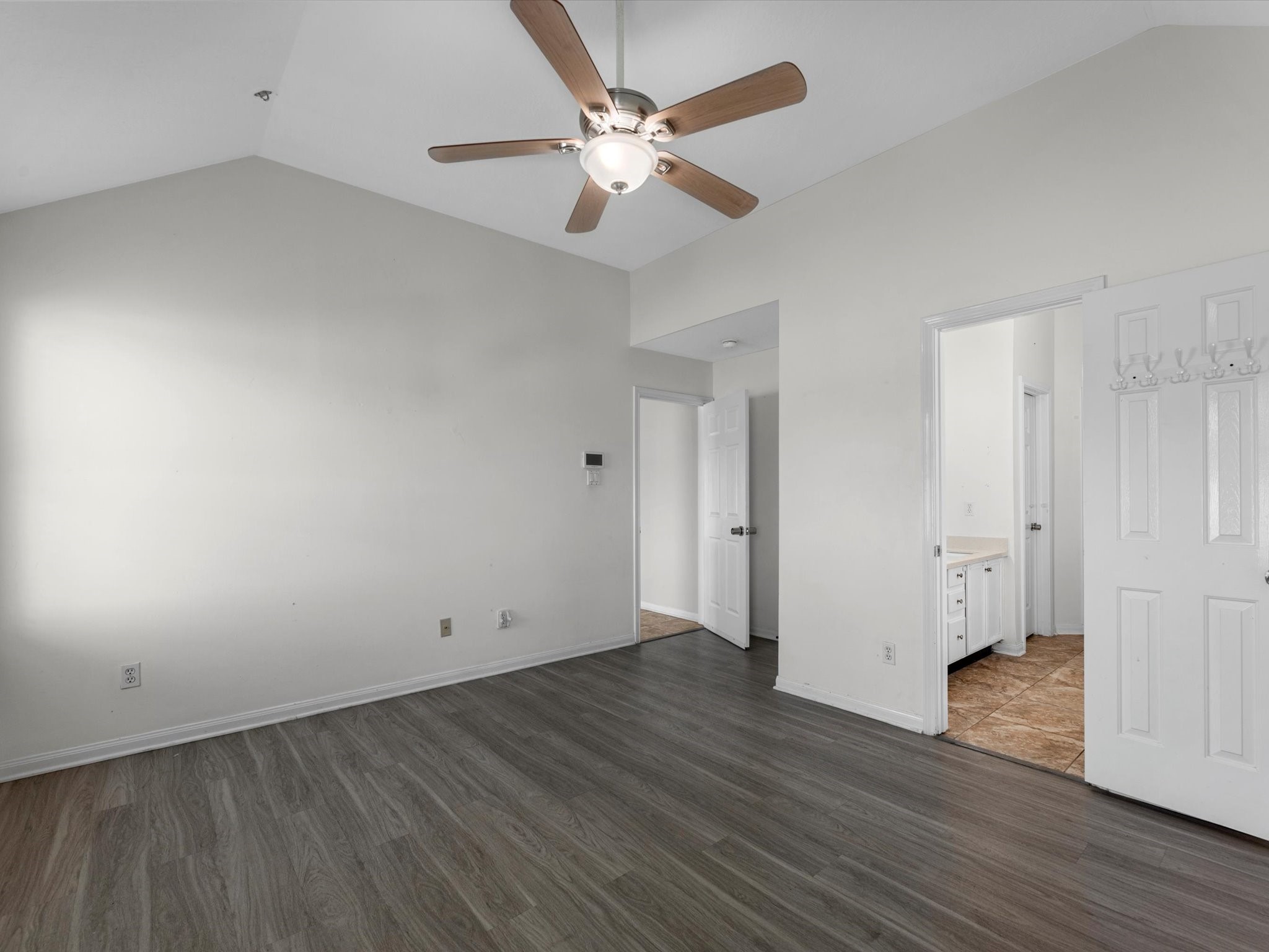18634 S Wimbledon Drive Property Photo 14