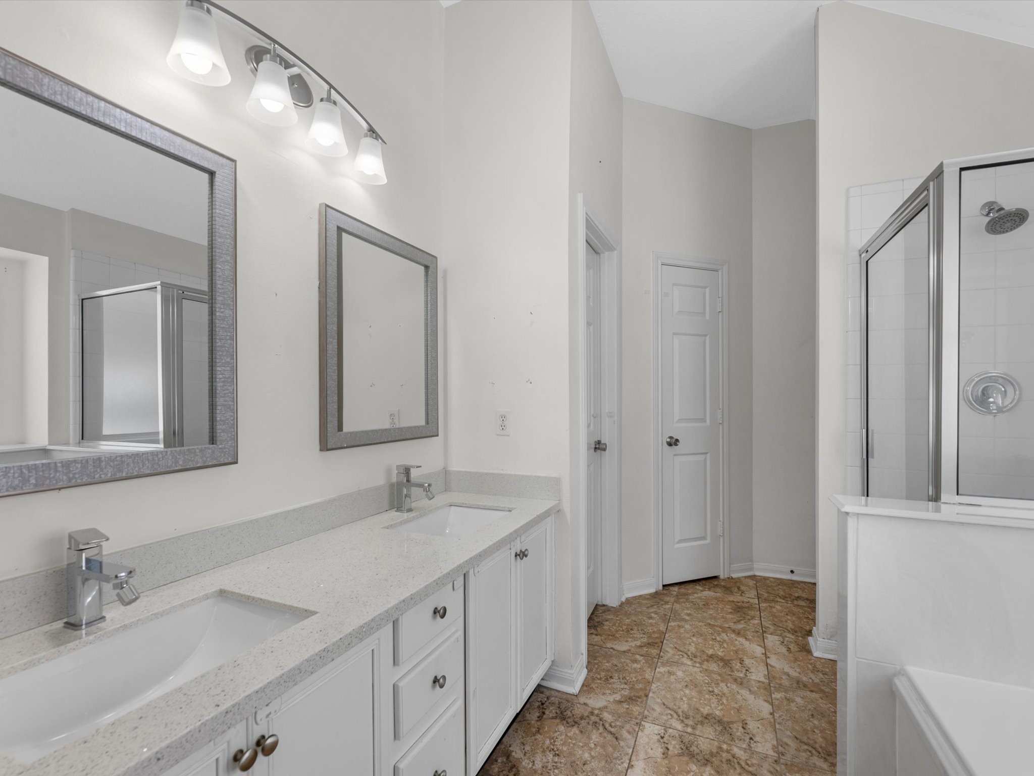 18634 S Wimbledon Drive Property Photo 15