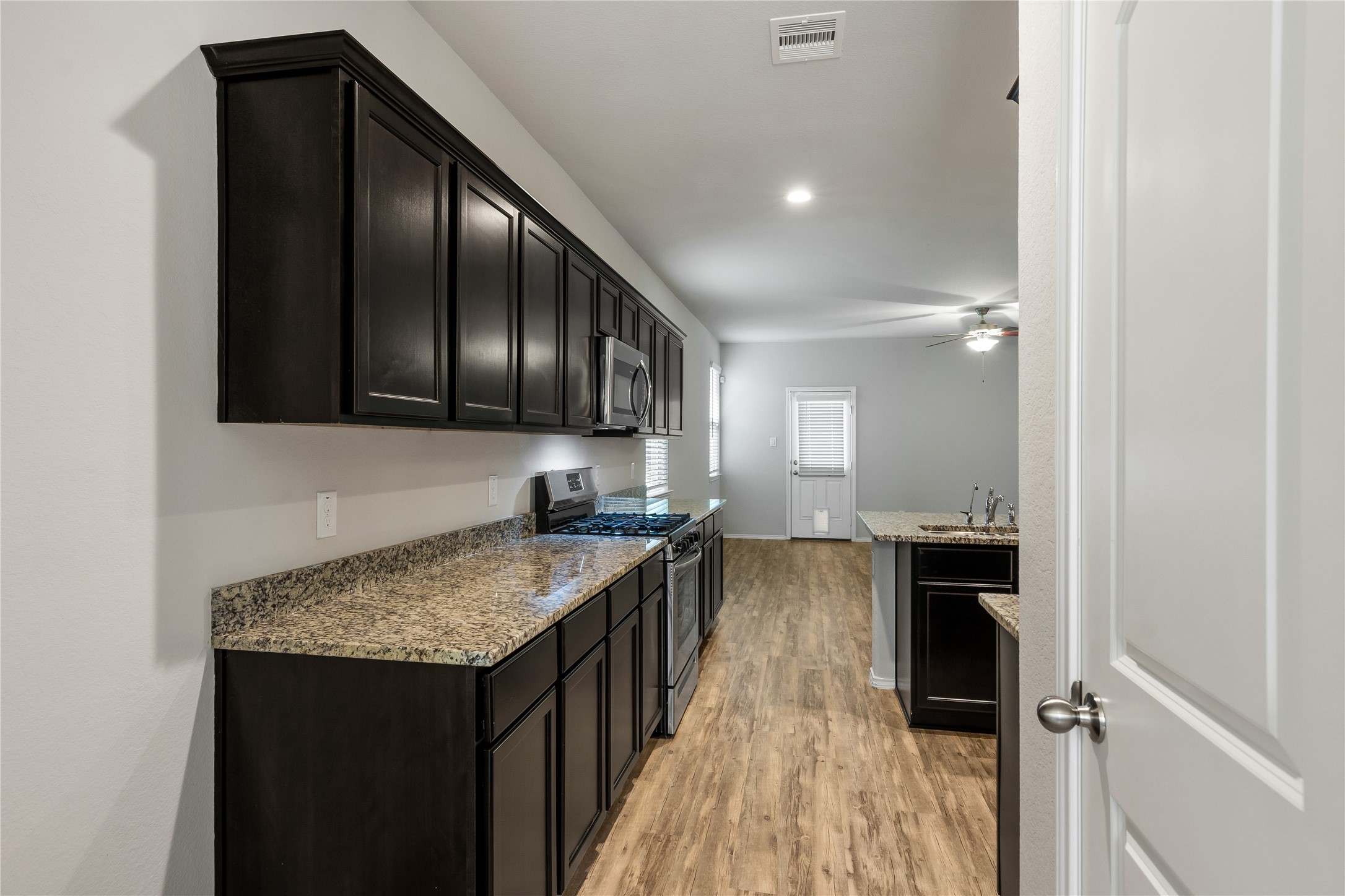 7035 Bonaire Vista Lane Property Photo 13