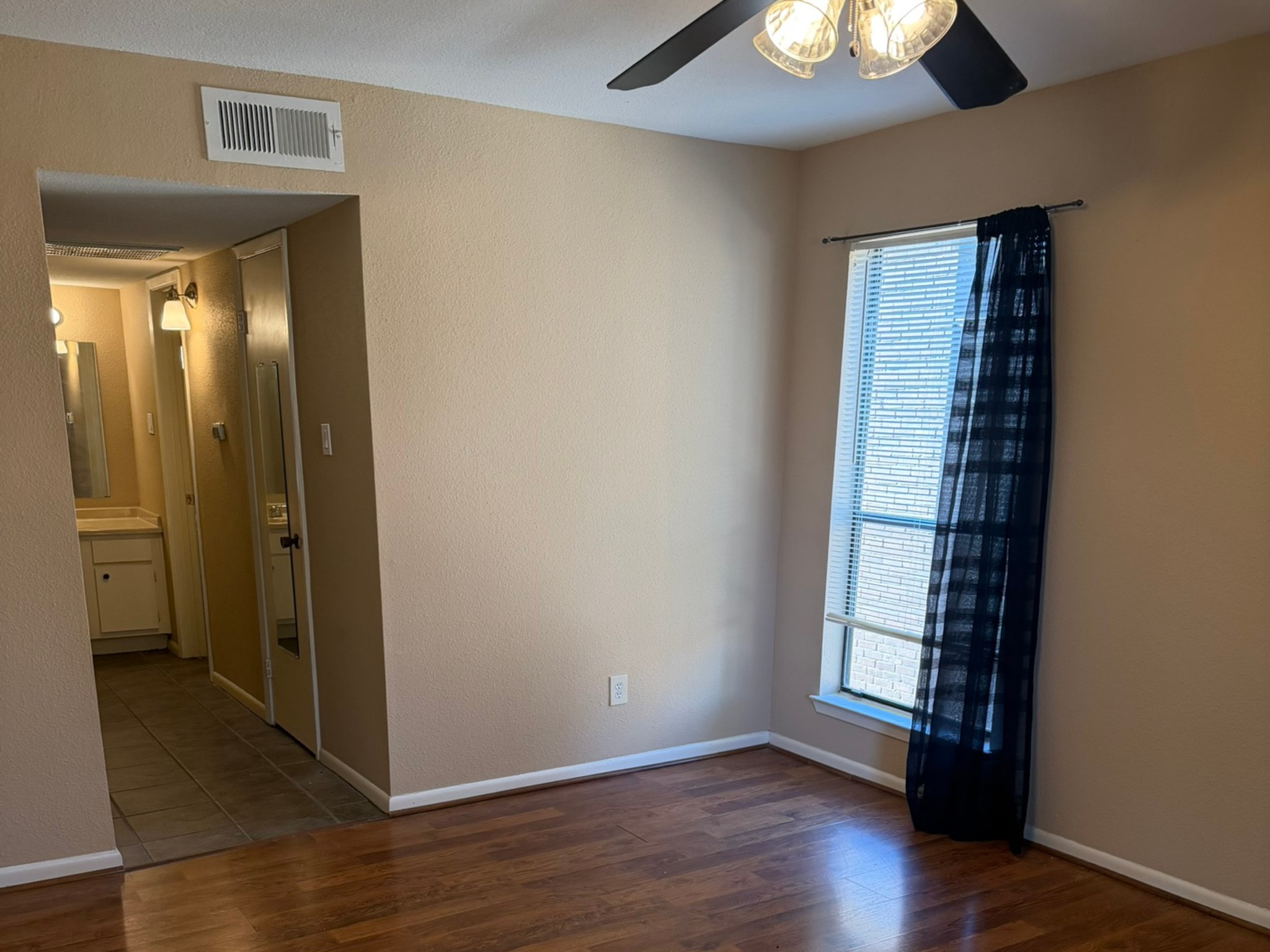 9000 Bissonnet Street 512 Property Photo 6