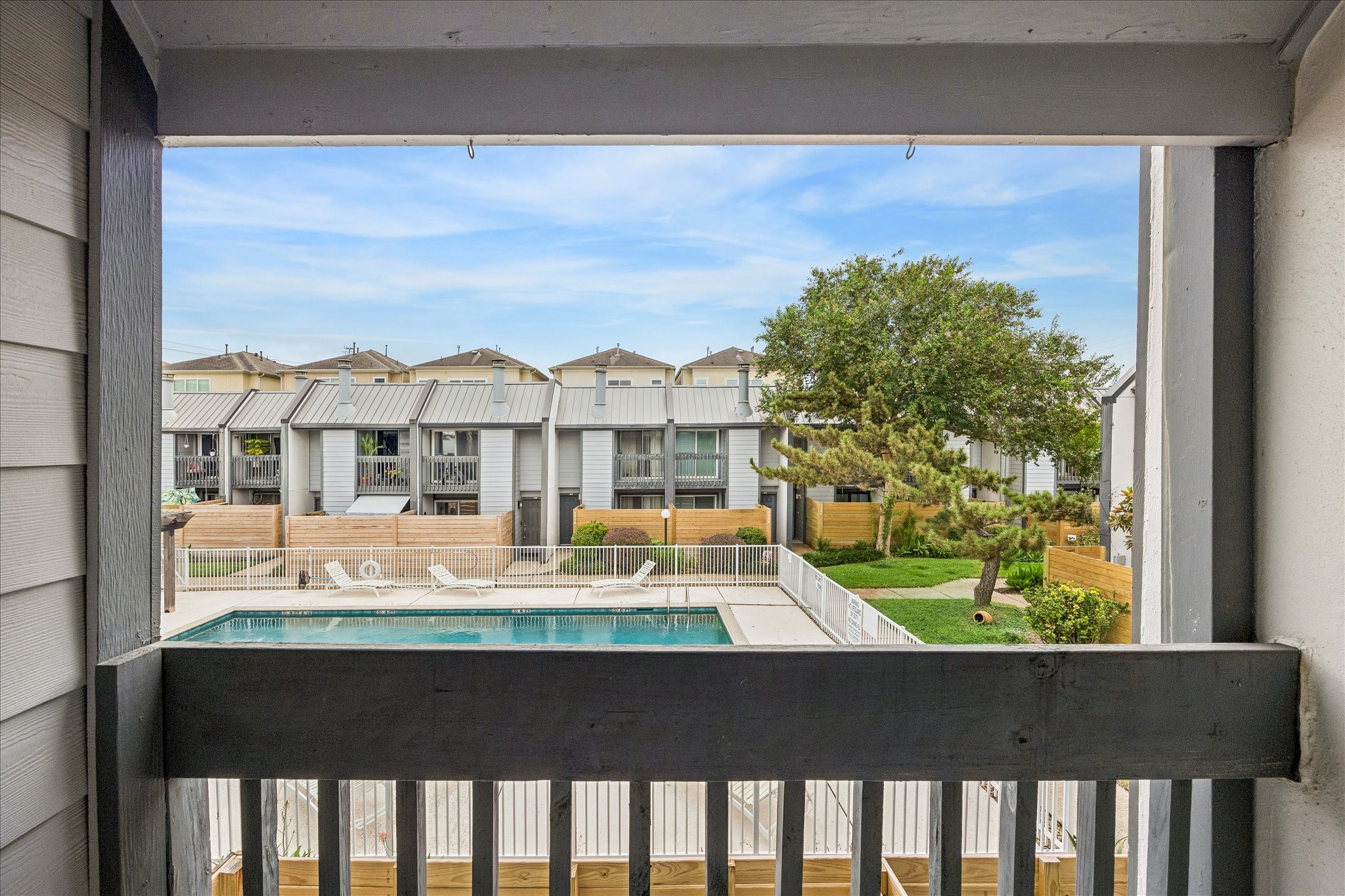 5050 Glenmont Drive F5 Property Photo 13