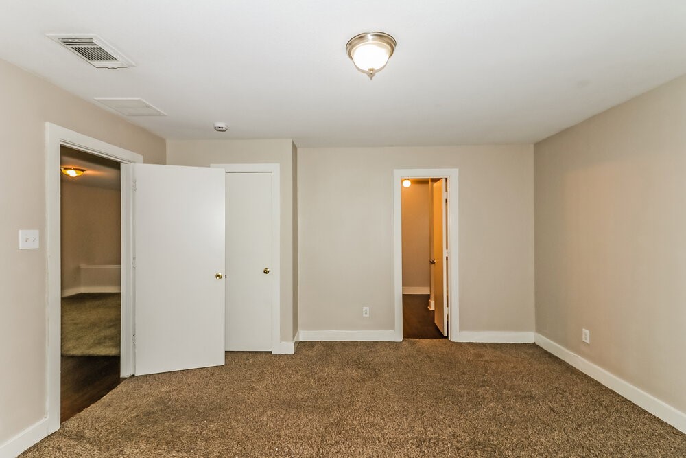 20014 Rustic Lake Lane Property Photo 11