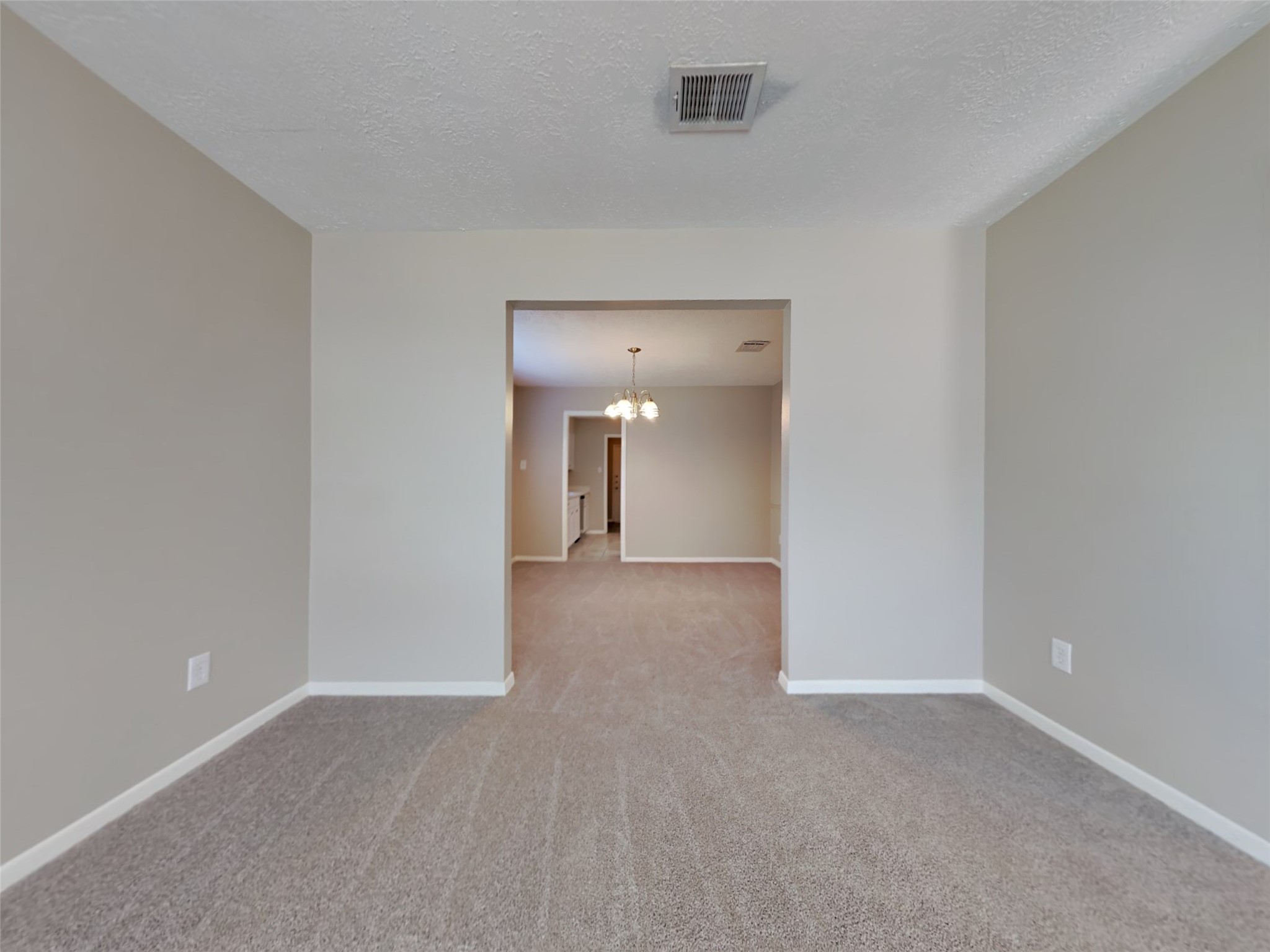 17623 Huntersglen Circle Property Photo 12