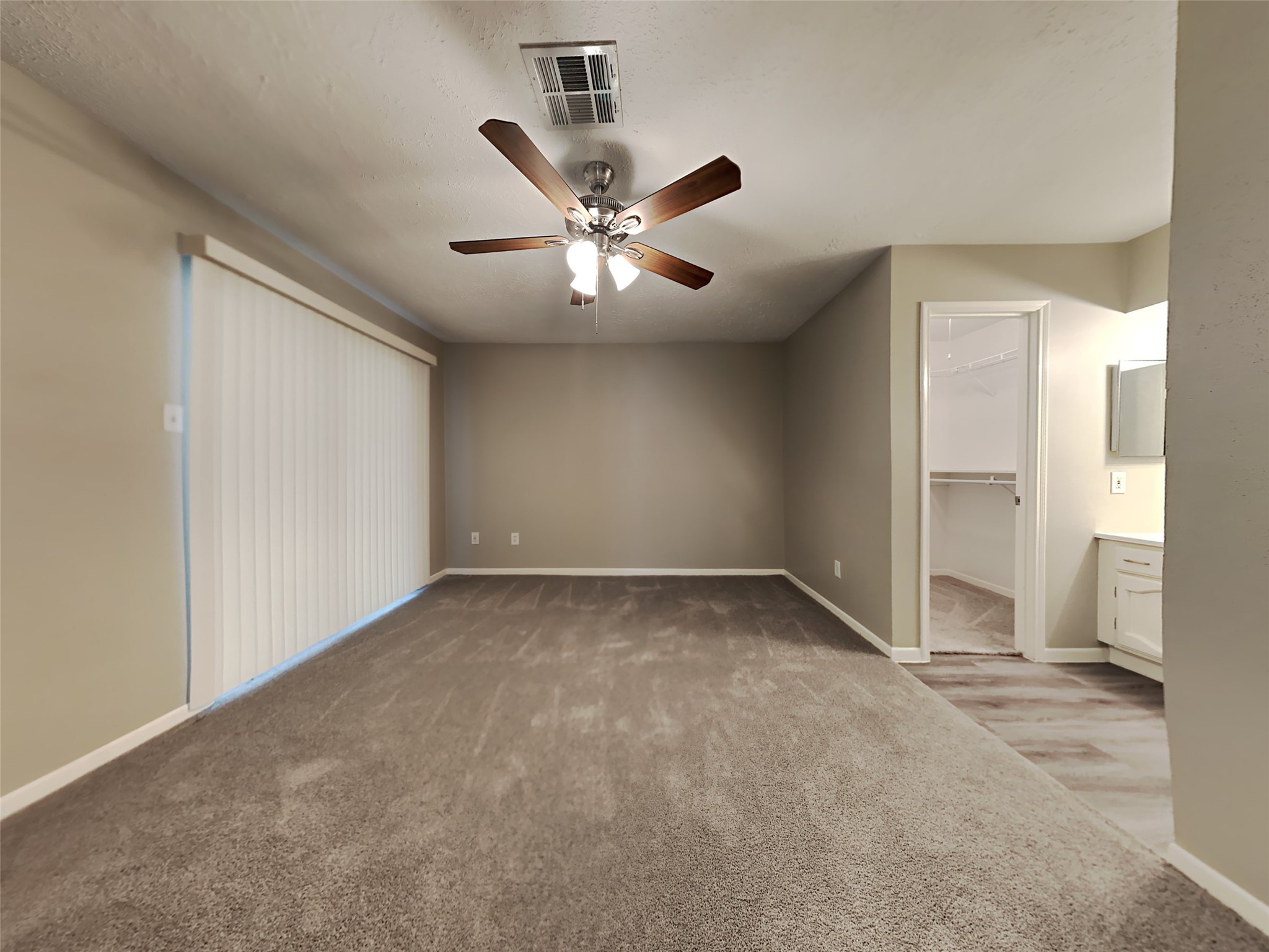 17623 Huntersglen Circle Property Photo 16