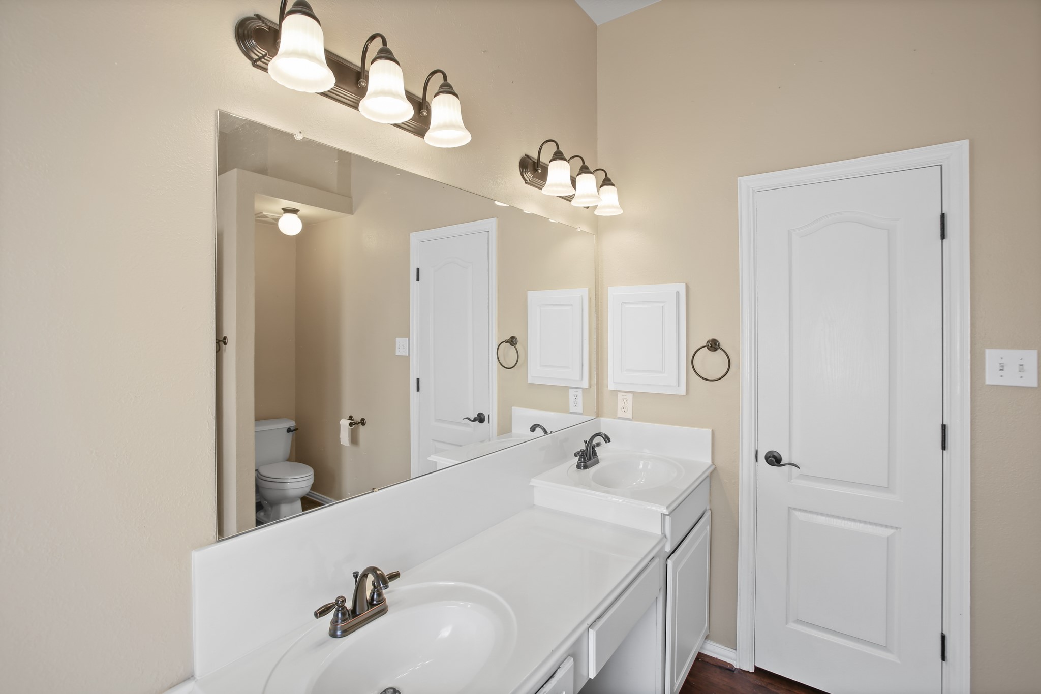 8305 Spinnaker Bay Lane Property Photo 14