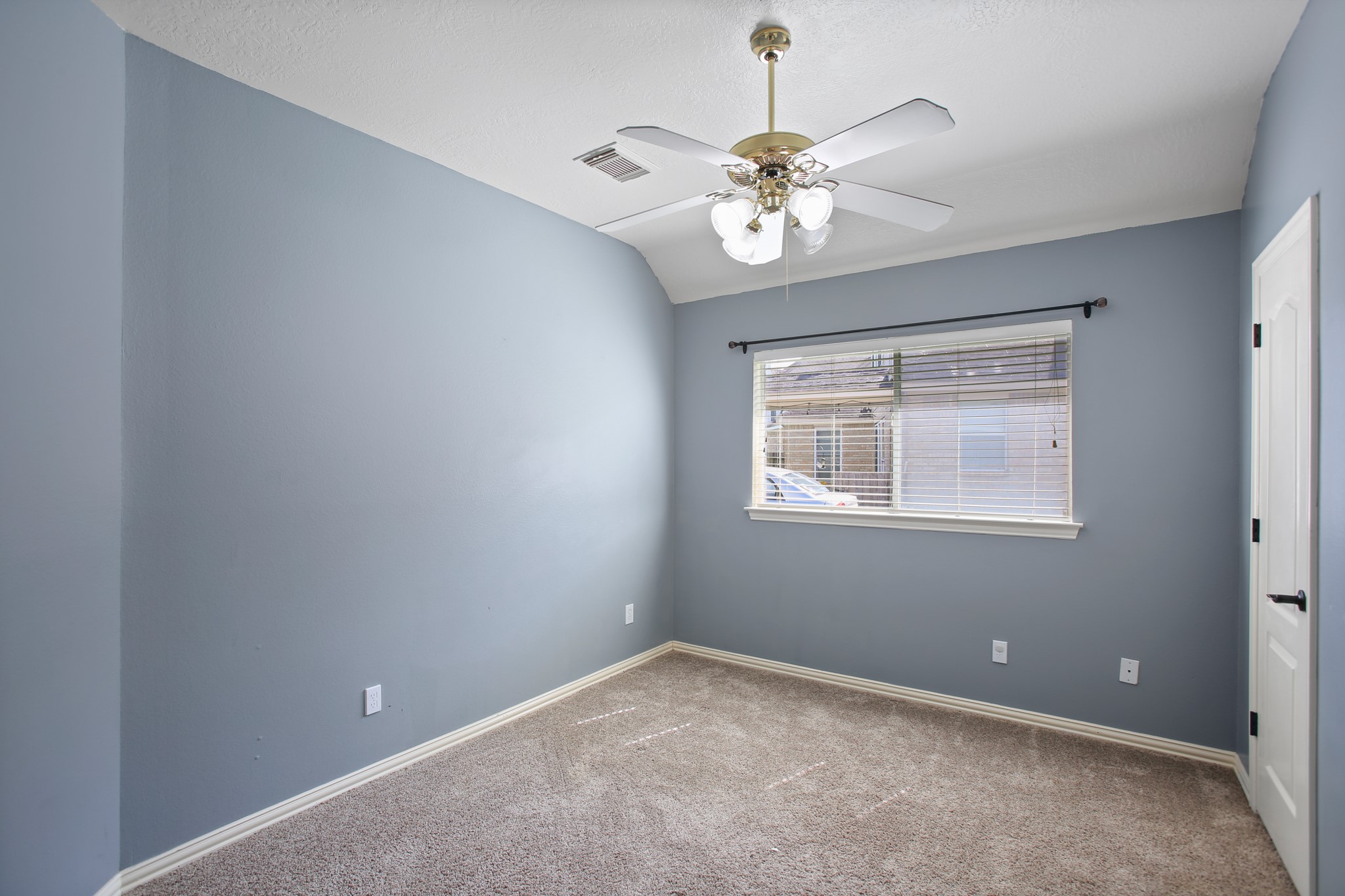 8305 Spinnaker Bay Lane Property Photo 16