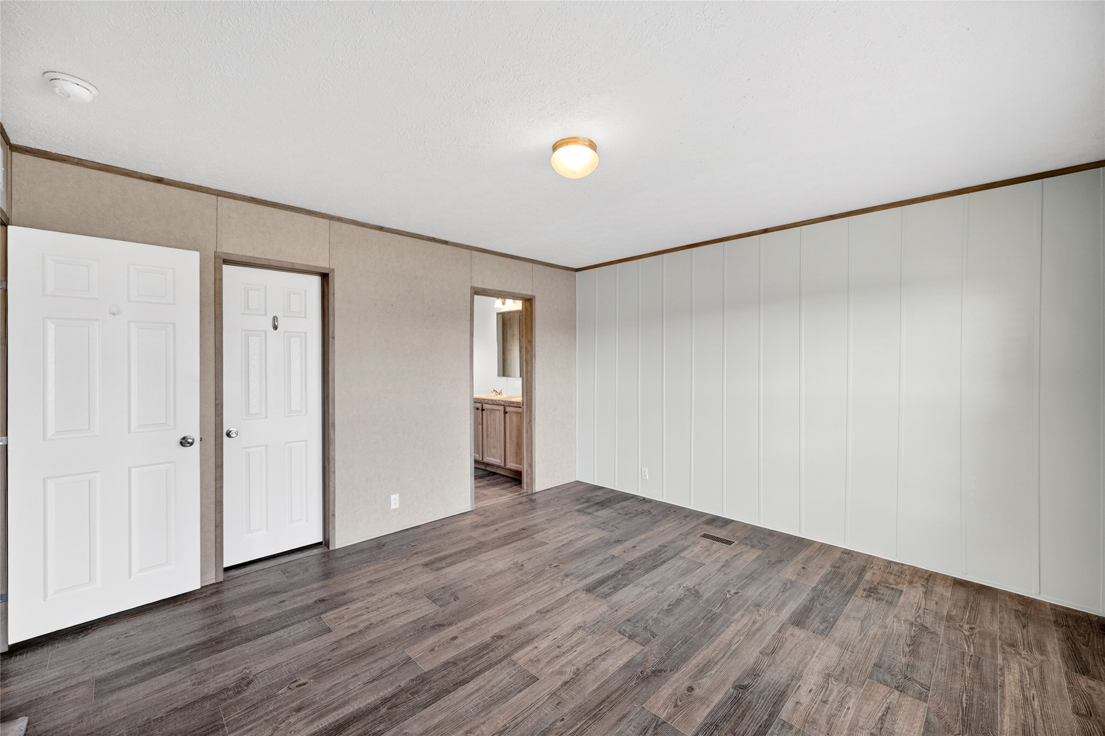 17680 Old Highway 105 E Property Photo 20