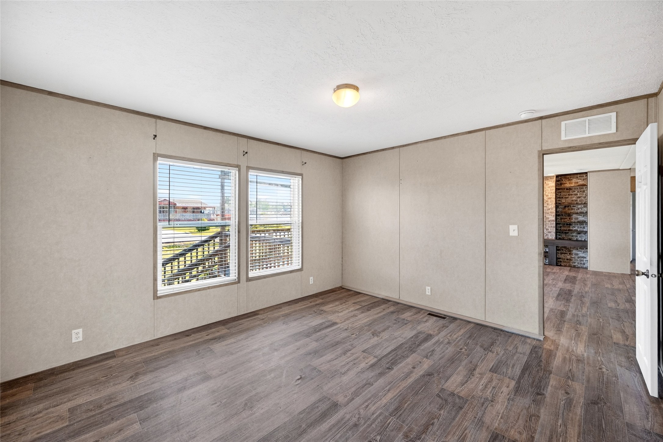 17680 Old Highway 105 E Property Photo 22