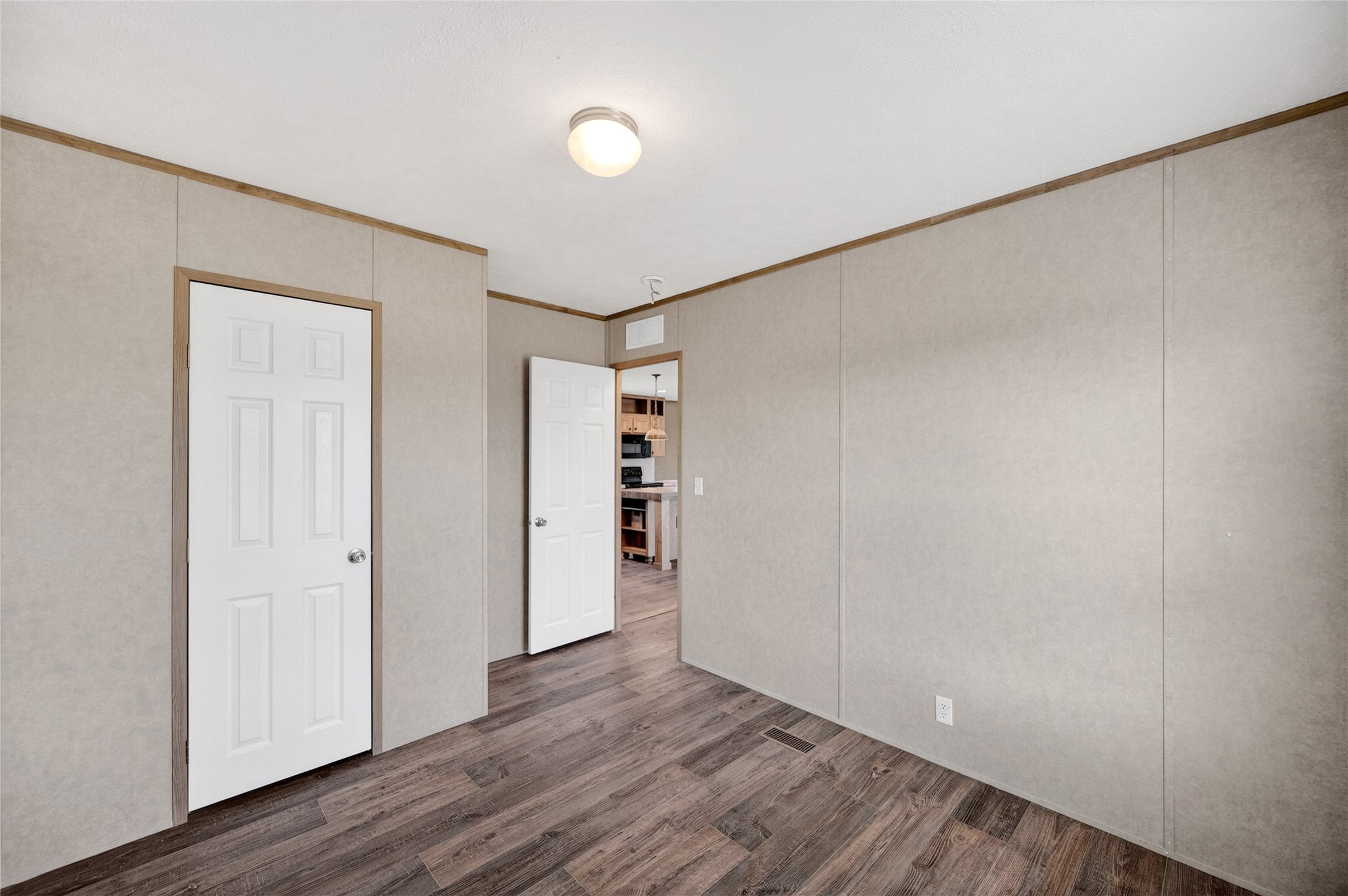 17680 Old Highway 105 E Property Photo 31