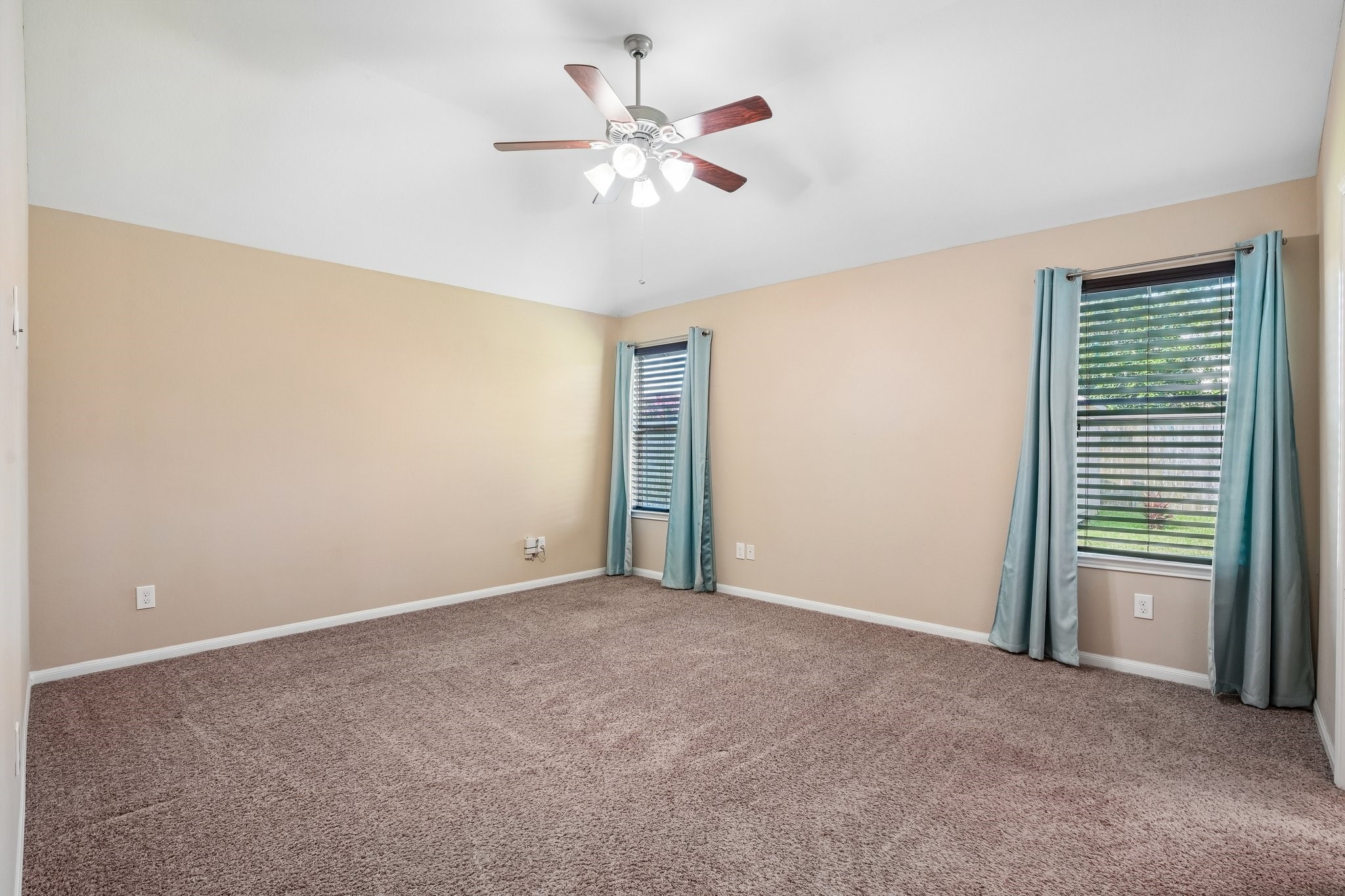5018 Bay Lane Property Photo 13