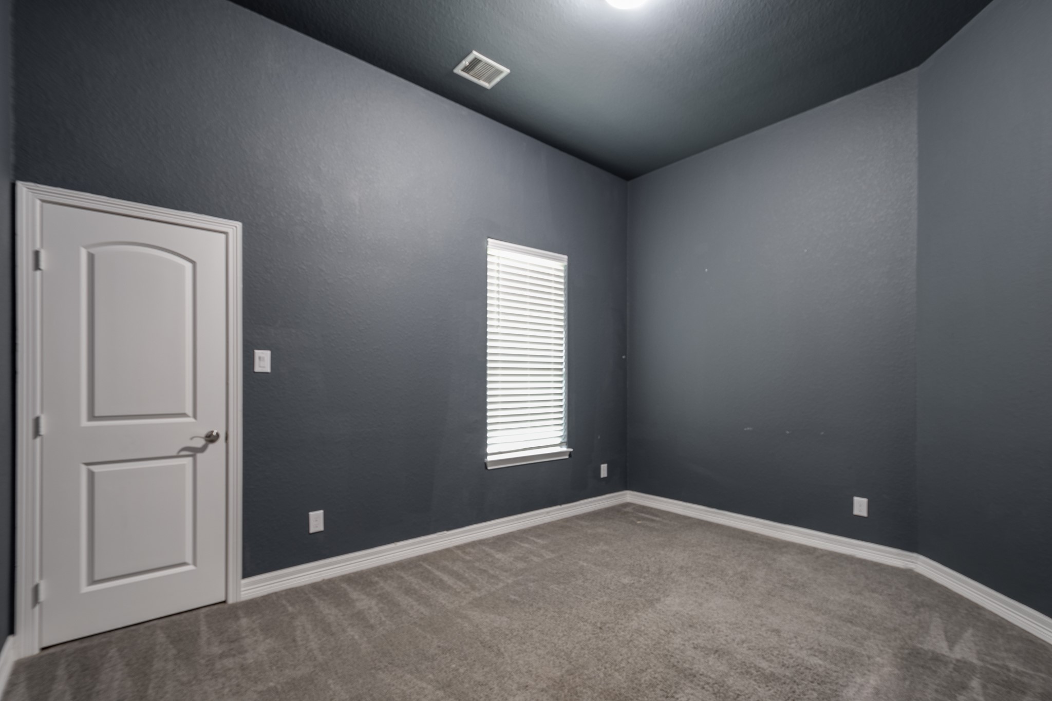 607 Rain Cloud Drive Property Photo 28